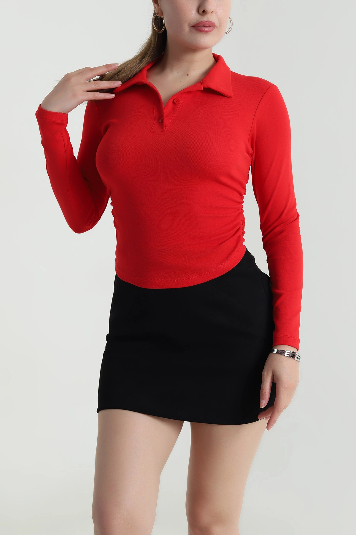 Kırmızı Polo Yaka Büzgülü Viskon Kadın Bluz 484515
