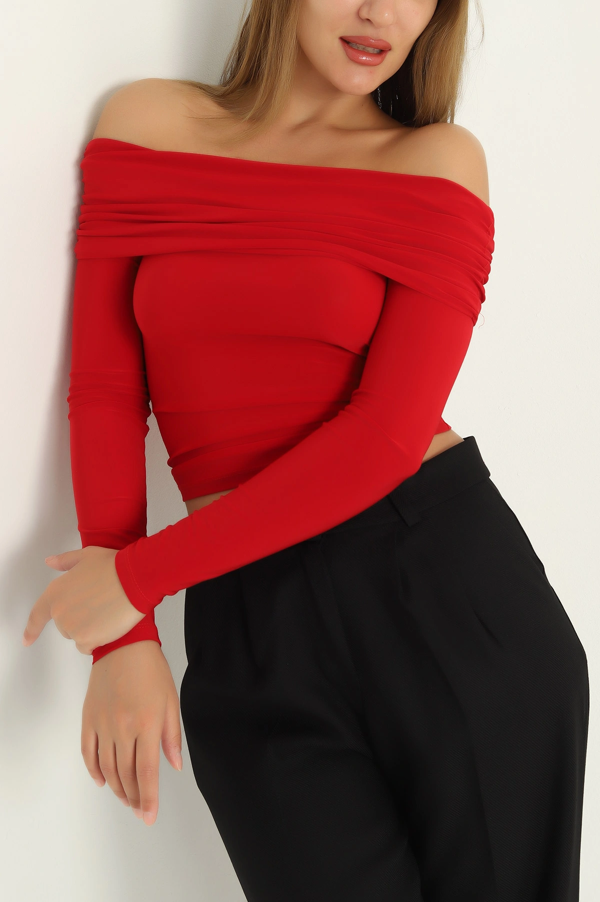 Kırmızı Sendy Kumaş Madonna Bluz 294433