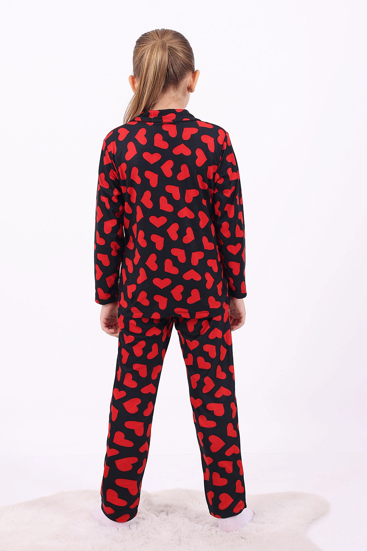 Kırmızı Siyah (4-12 Yaş)Kalp Desenli Düğmeli Kız Çocuk Pijama Takımı 329811