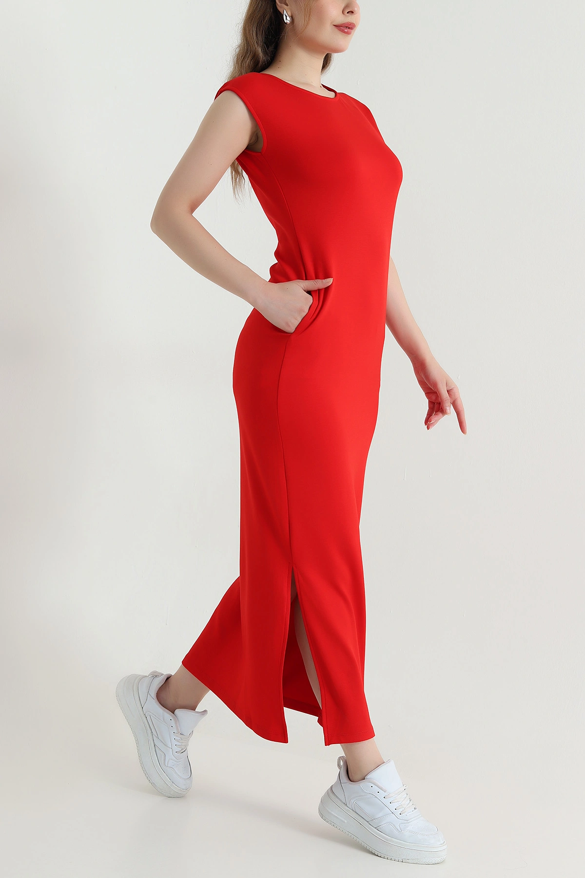 Kırmızı Yırtmaçlı Oysho Kadın Elbise 470063