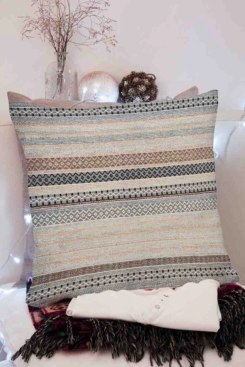 43x43 Dijital Baskılı Fermuarlı Modern Kırlent Kılıfı 252257