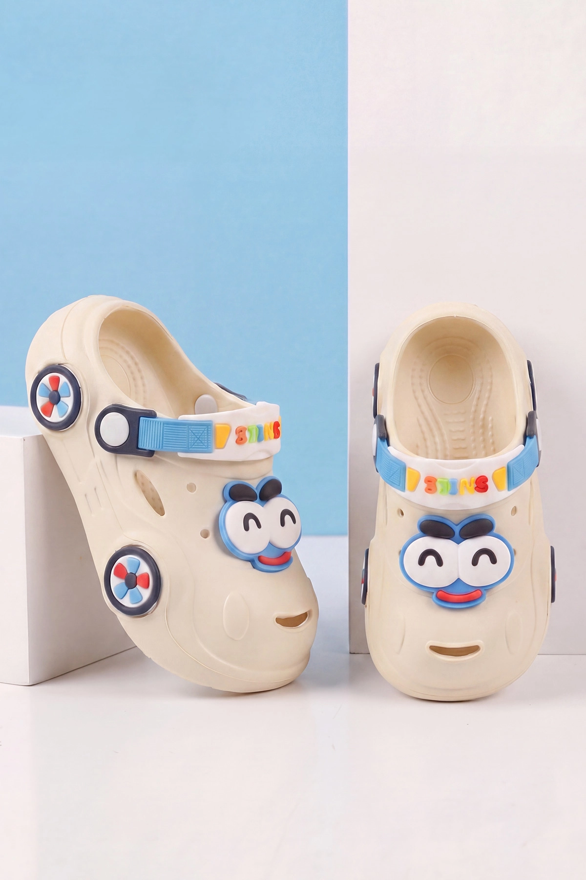 Krem ( 25 - 30 ) Figürlü Erkek Çocuk Sandalet 462470