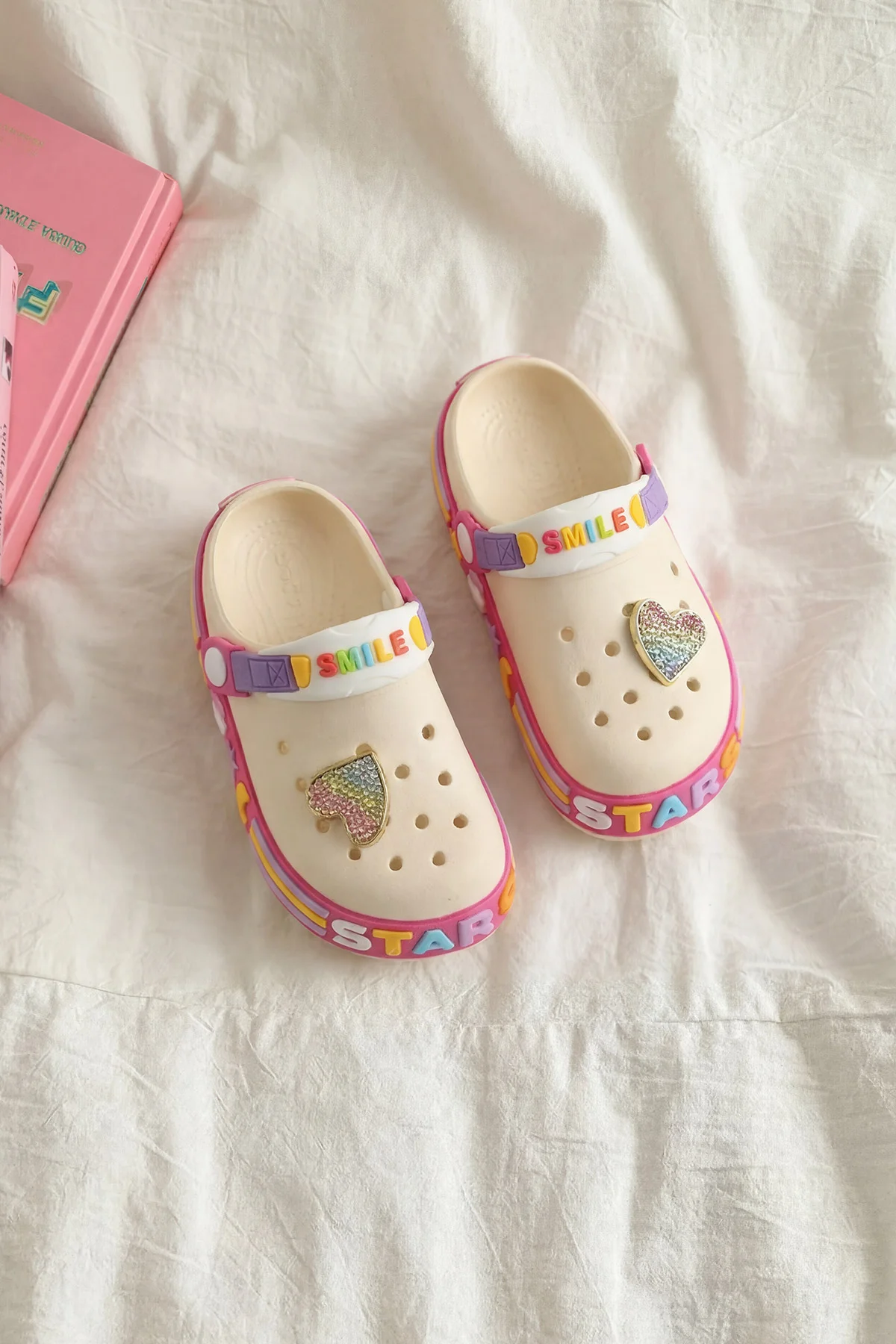 Krem ( 25 - 30 ) Kalp Tokalı Kız Çocuk Sandalet 462442