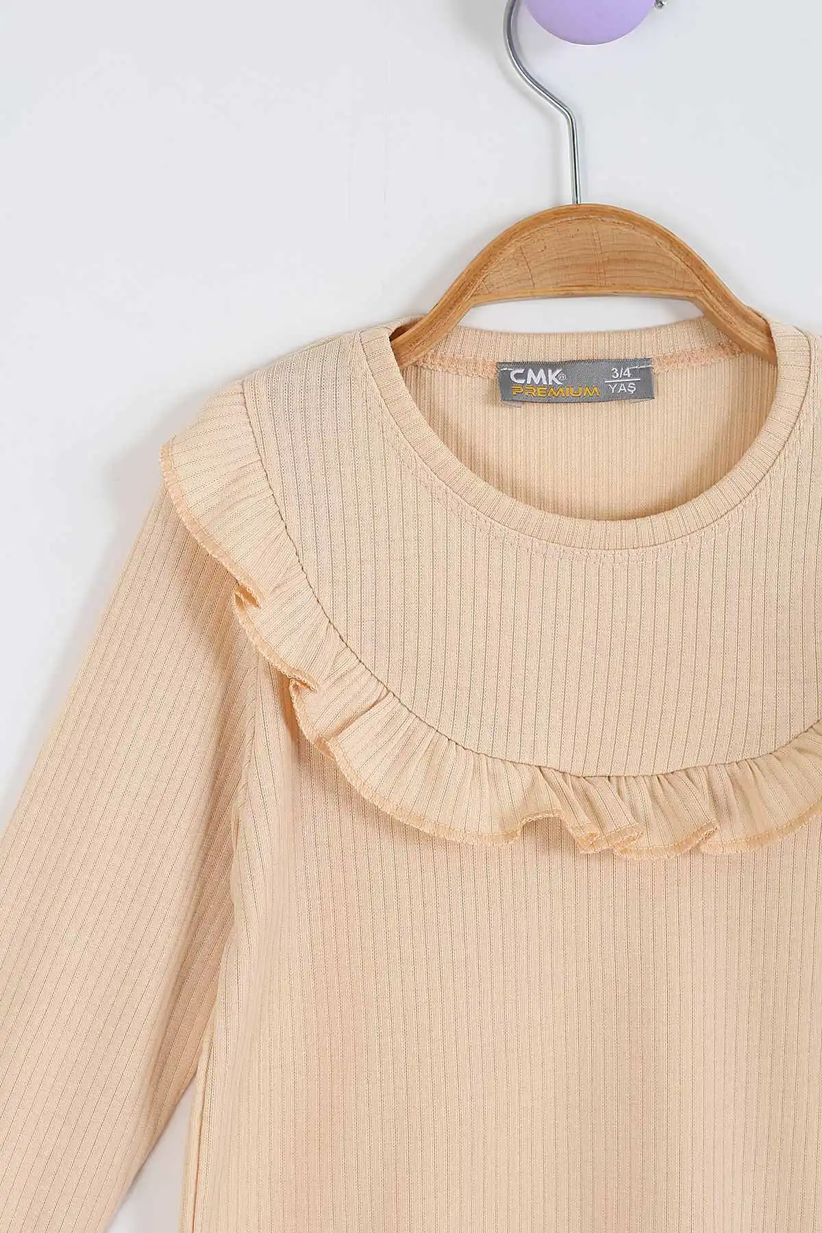 Krem (3-11 Yaş) Yaka ve Kol Fırfır Detaylı Kız Çocuk Sweatshirt 297014