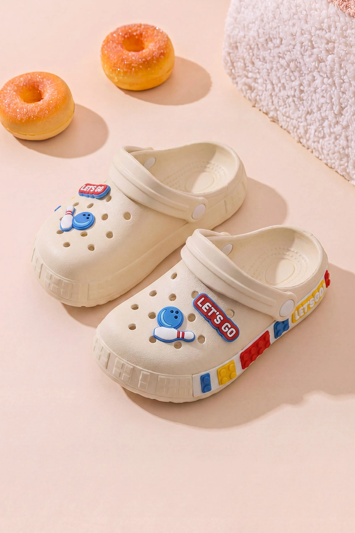 Krem ( 31 - 35 ) Figürlü Erkek Çocuk Sandalet 462465
