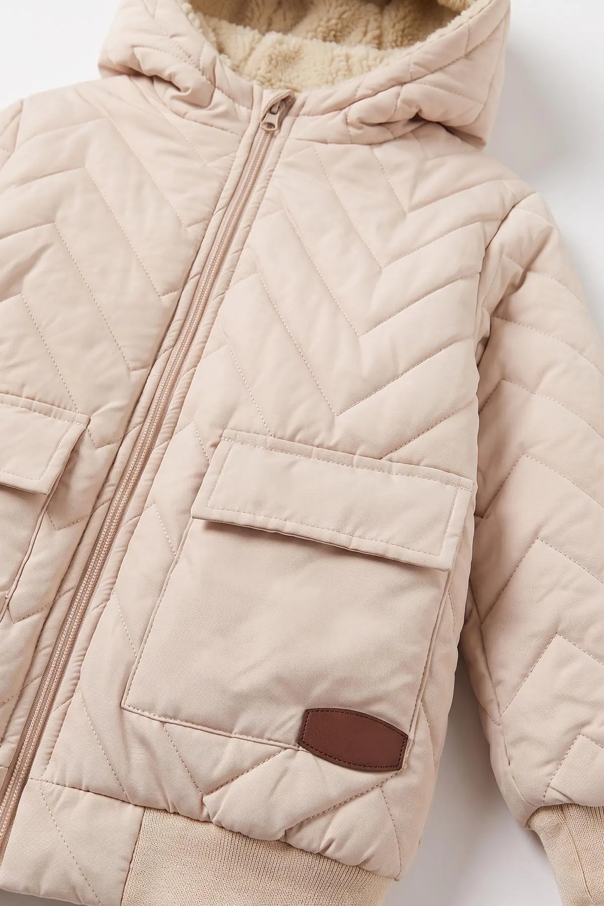 Krem (5-9 Yaş) Çavuş Desenli Kapüşonlu Erkek Çocuk Mont 494210