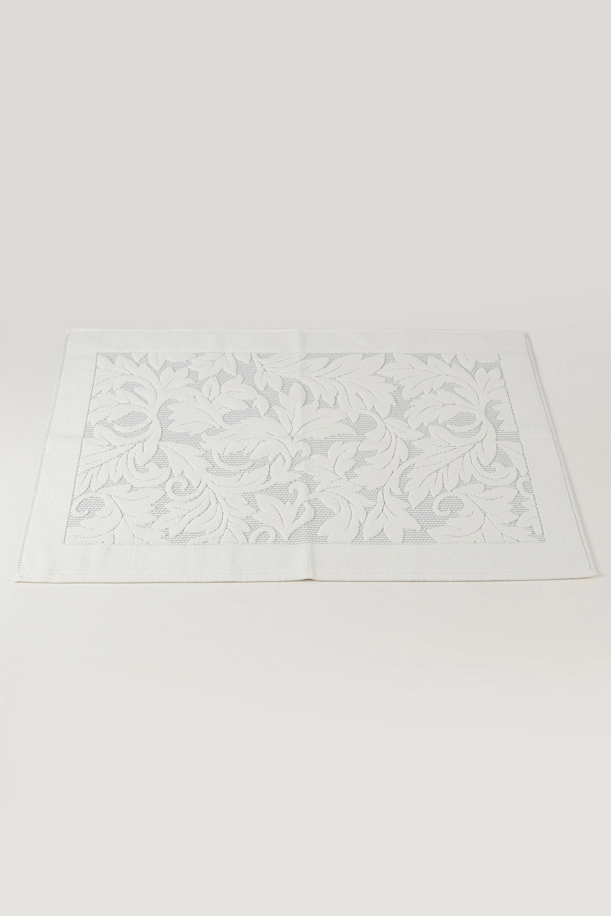 Krem 60x90 Kabartma Desenli Banyo Havlu Paspas 468495