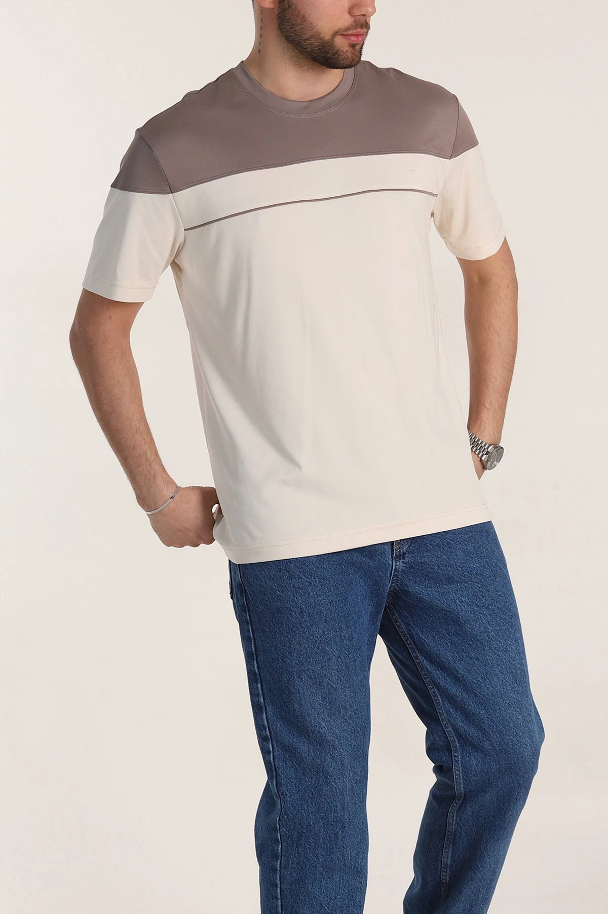Krem Beyaz Çift Renk Regular Fit Jakarlı Erkek Tişört 346244
