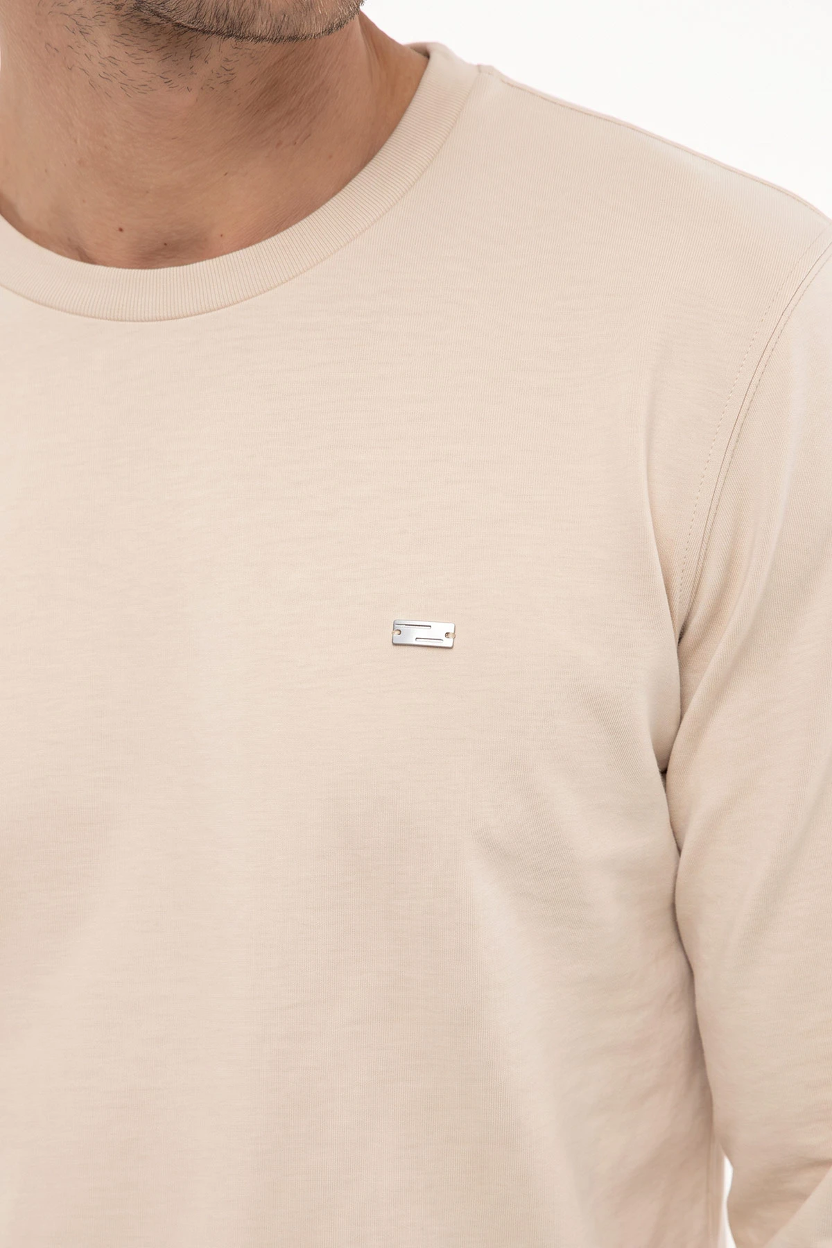 Krem Bisiklet Yaka Sırt Detay Erkek Sweatshirt 492024