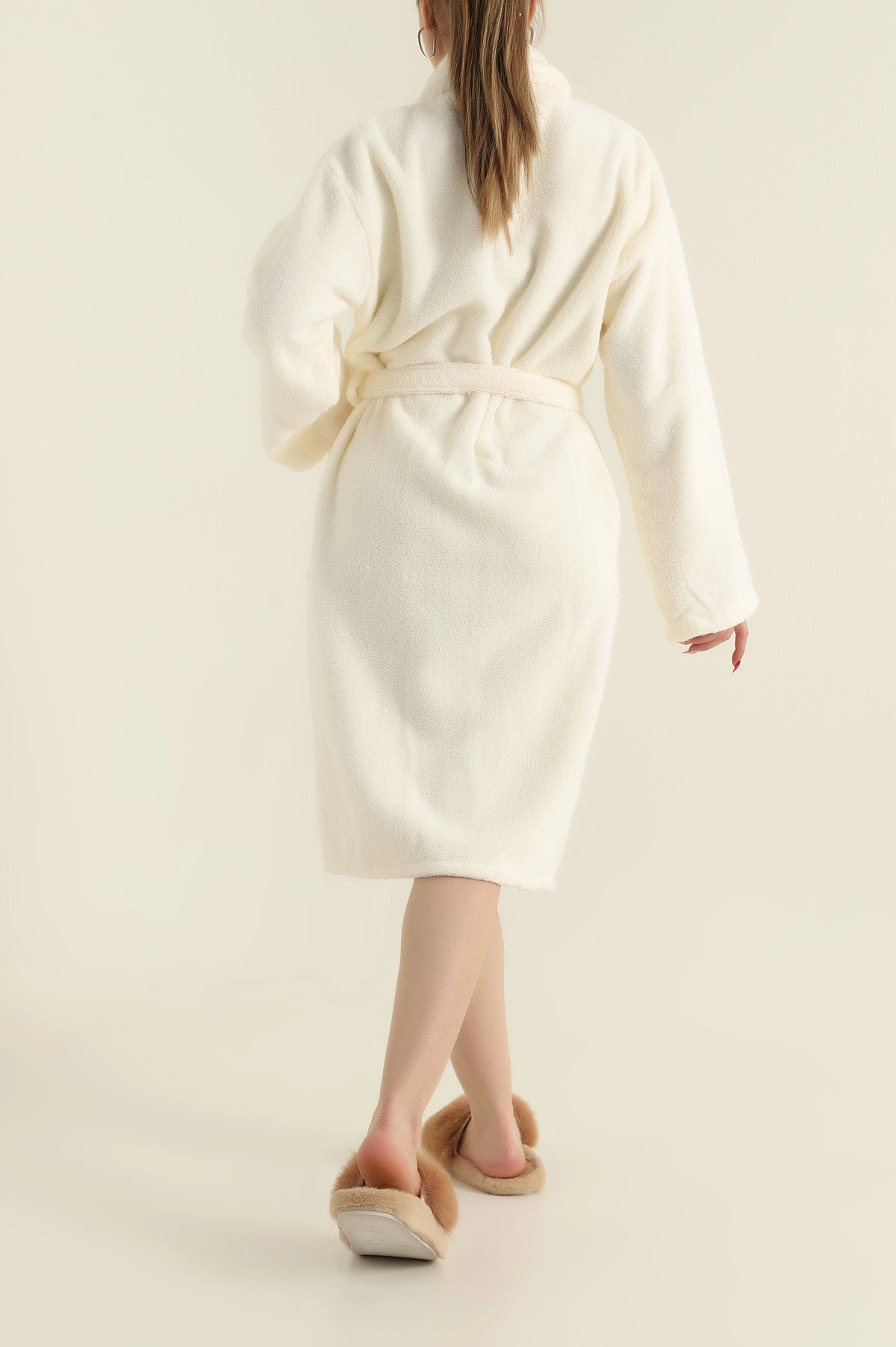 Krem Cep Detaylı Lüx Bamboo Bornoz 425609