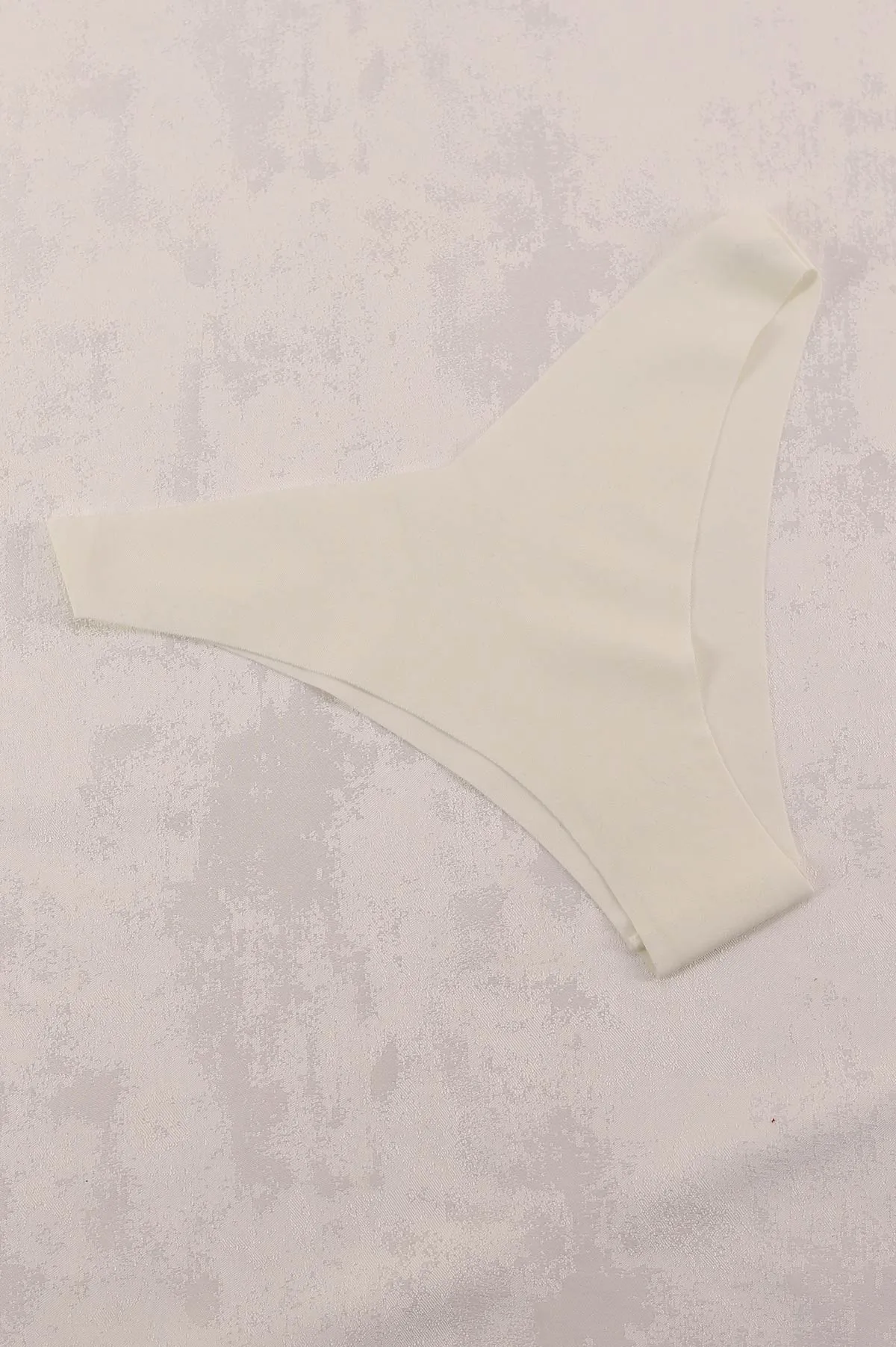 Krem CH0495 Klasik Basic Lazer Kesim Kadın Brezilya Külot 415998