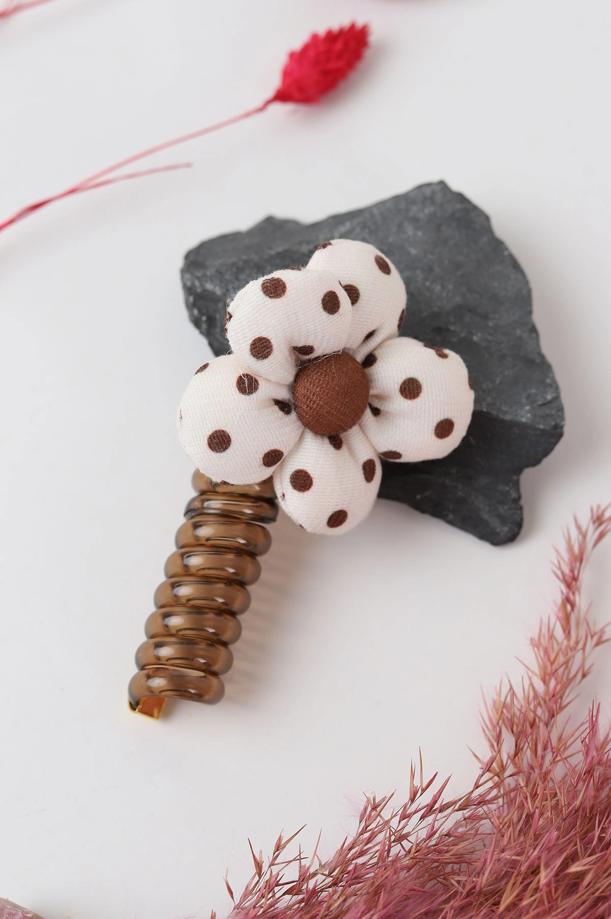 Krem Çiçek Tasarım Spiral Toka 293388