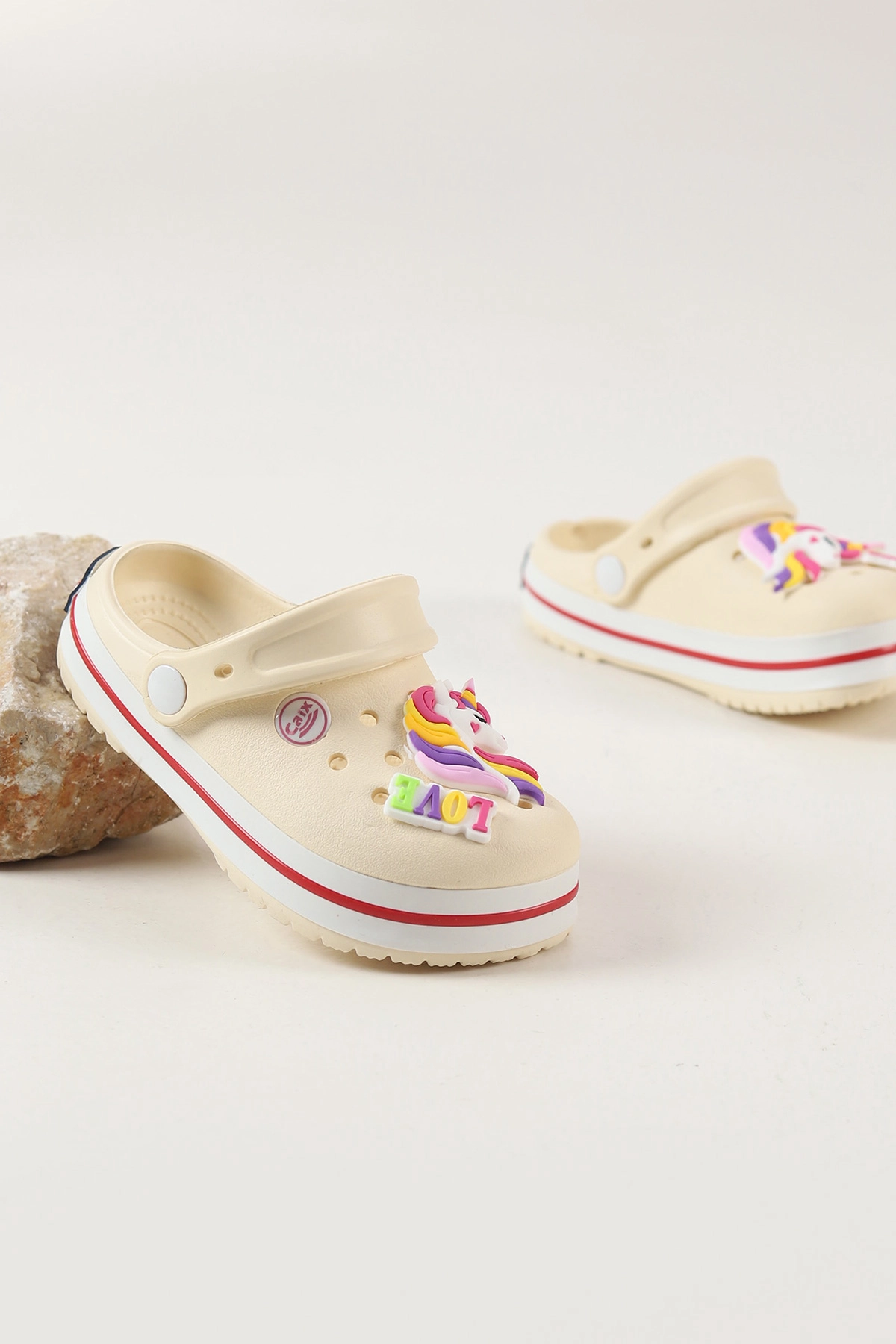 Krem Figürlü Kız Çocuk Sandalet 462428