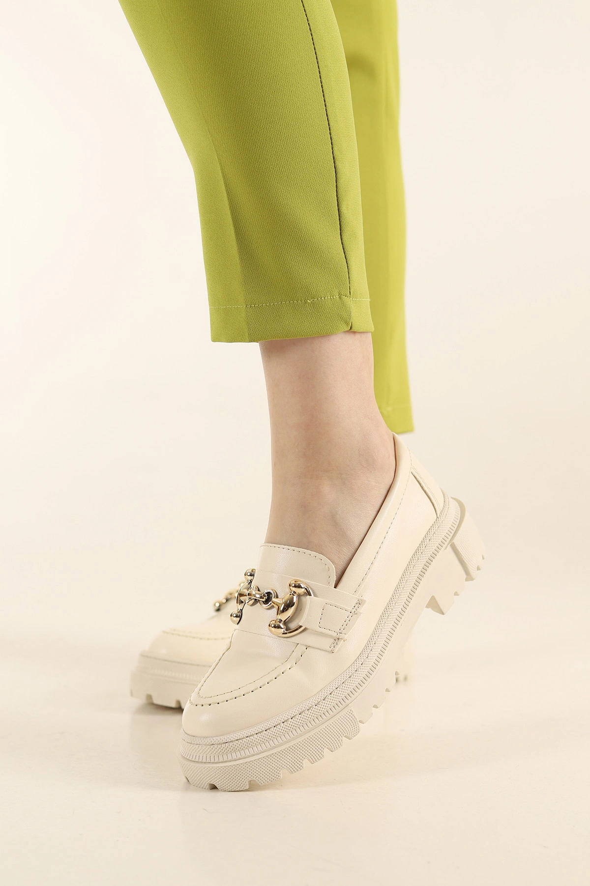Krem Gold Tokalı Kalın Taban Loafer Ayakkabı 279845