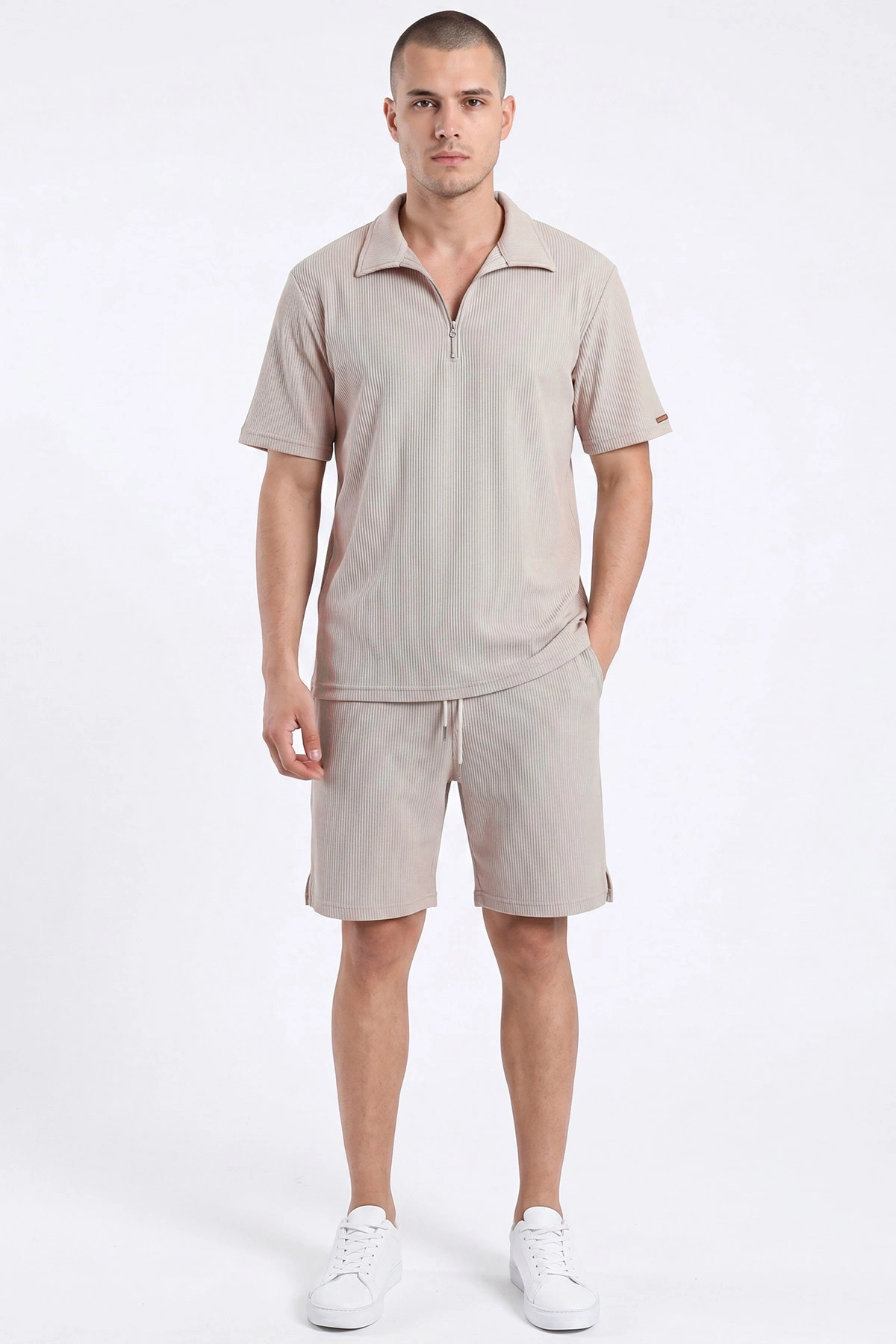 Krem Look Kumaş Yarım Fermuarlı Erkek Şortlu Takım 467644
