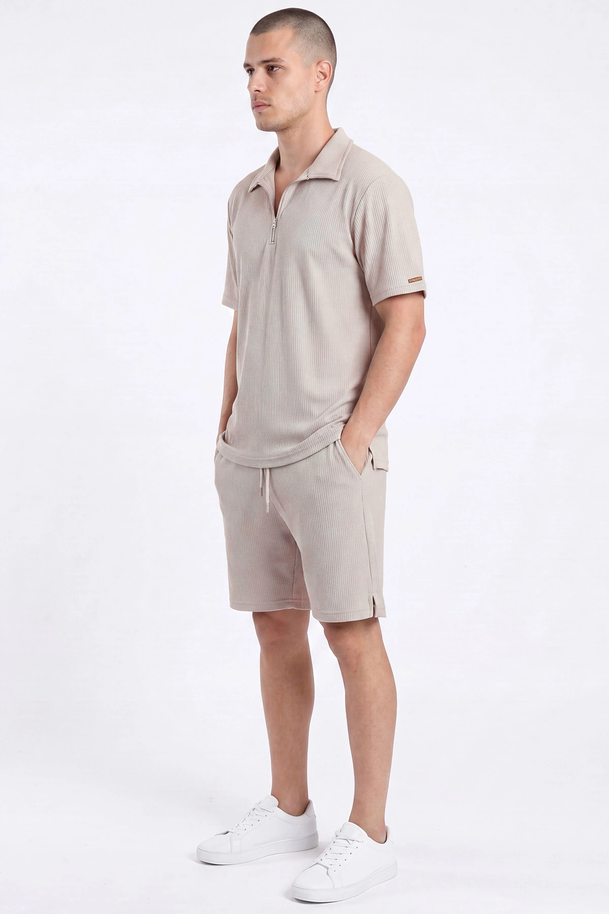 Krem Look Kumaş Yarım Fermuarlı Erkek Şortlu Takım 467644