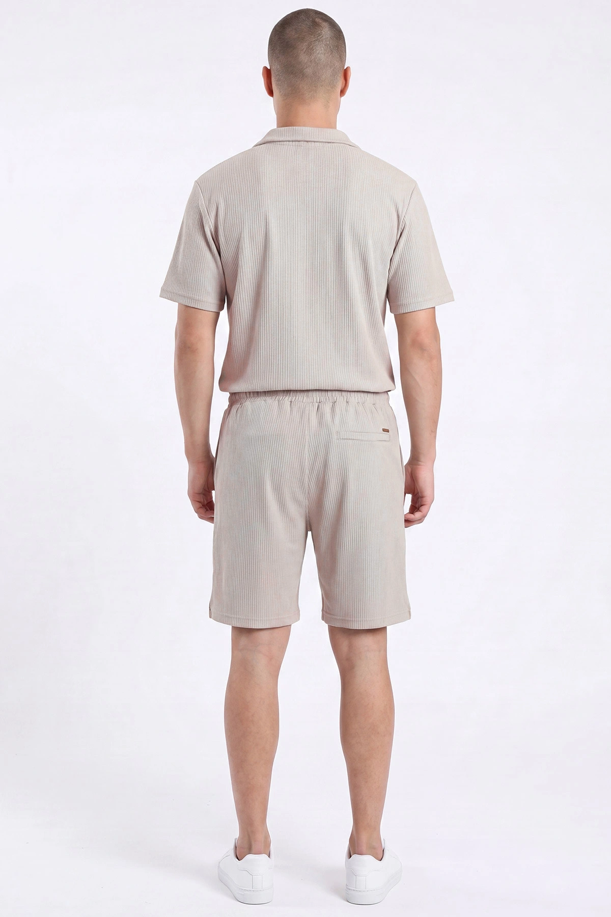 Krem Look Kumaş Yarım Fermuarlı Erkek Şortlu Takım 467644