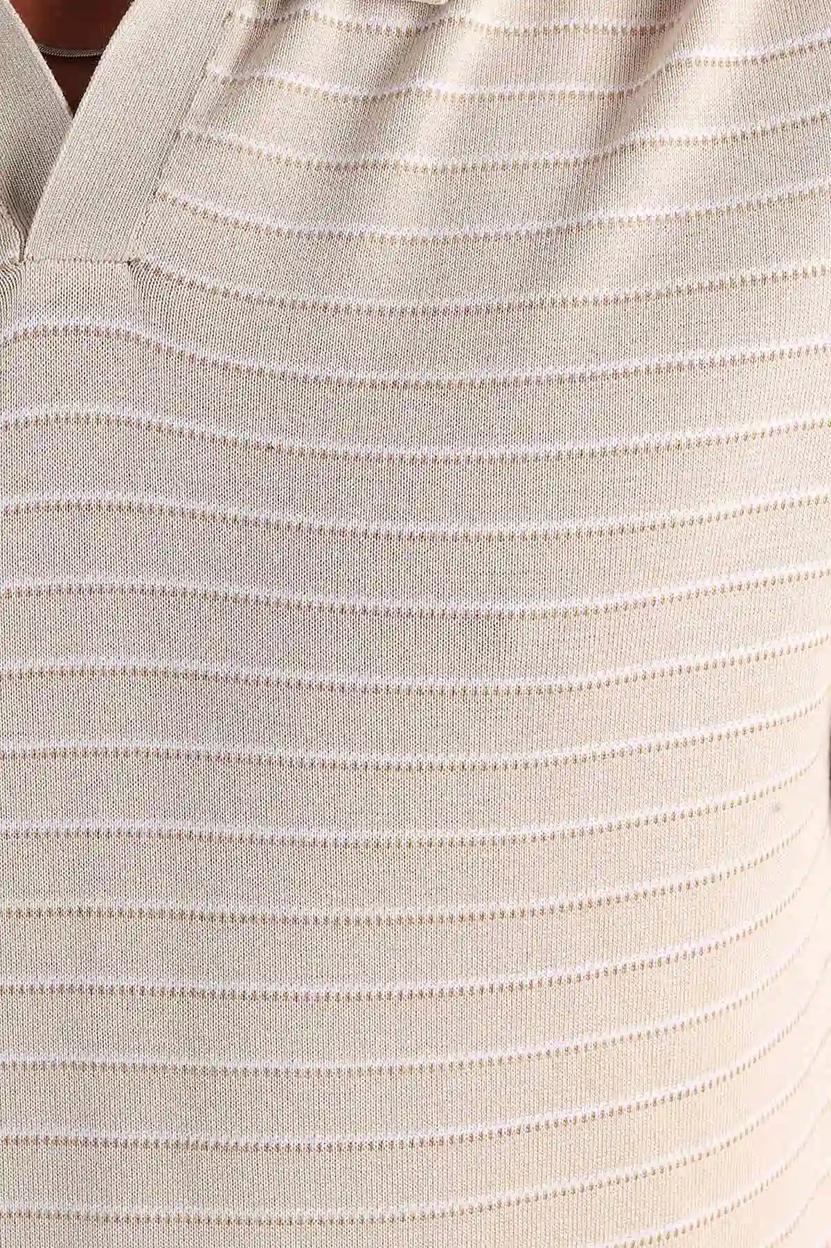 Krem Regular Fit Çizgili Apaş Yaka Triko Tişört 254688