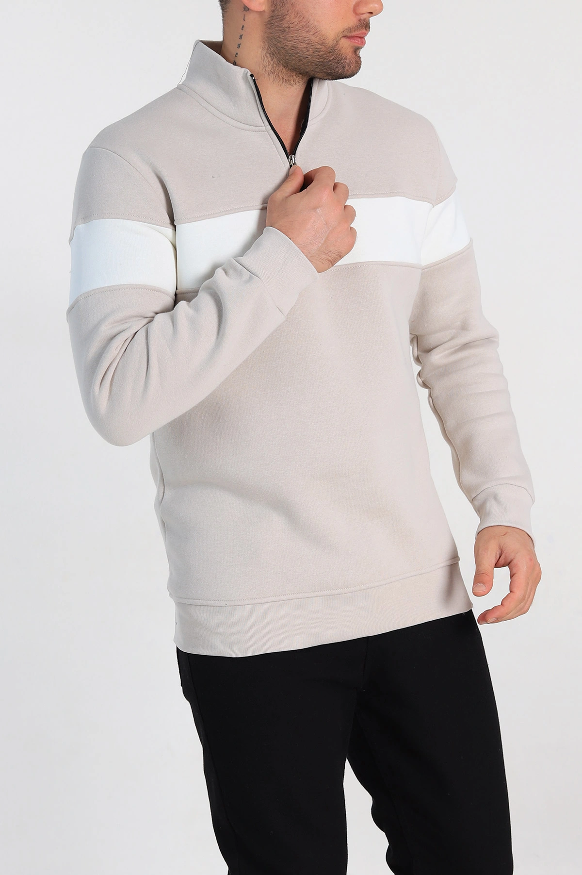 Krem Regular Fit Üç İp Şardonlu Yazı Detay Yarım Fermuarlı Erkek Sweatshirt 308894