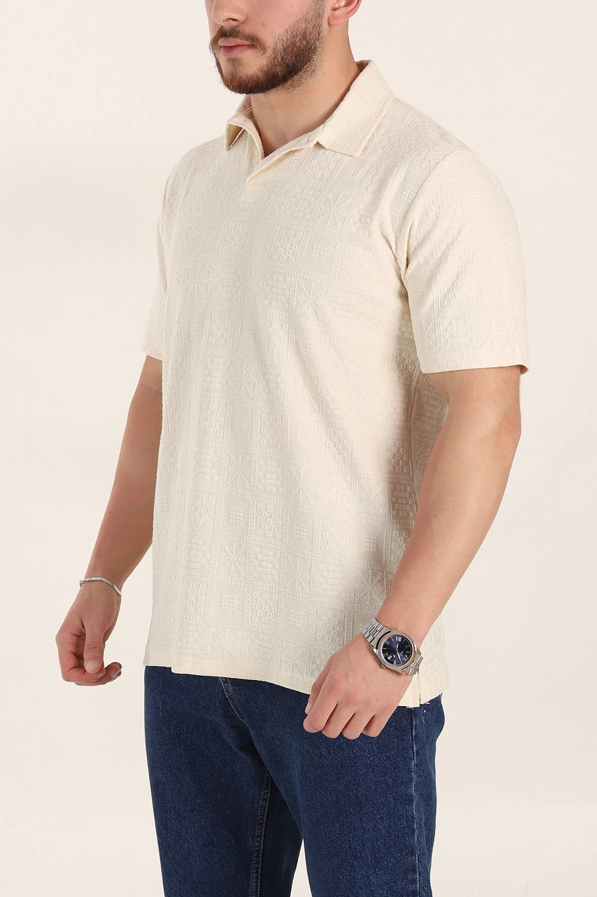 Krem Relaxed Fit Kabartma Desenli Düğmeli Polo Yaka Erkek Tişört 358079