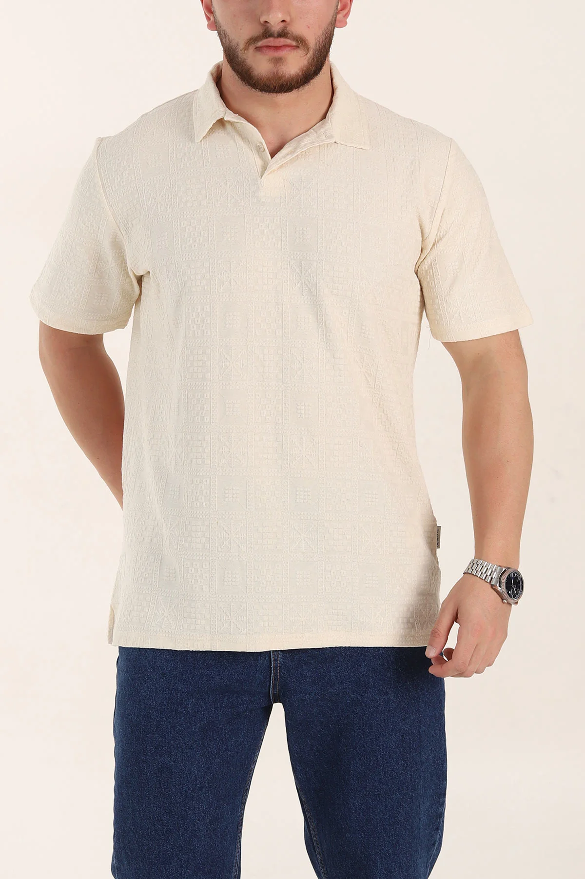 Krem Relaxed Fit Kabartma Desenli Düğmeli Polo Yaka Erkek Tişört 358079