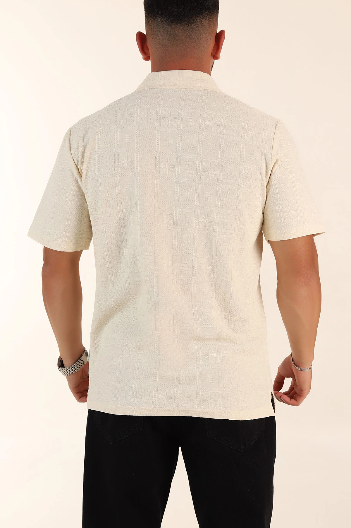 Krem Relaxed Fit Kabartma Desenli Patlı Polo Yaka Erkek Tişört 358022
