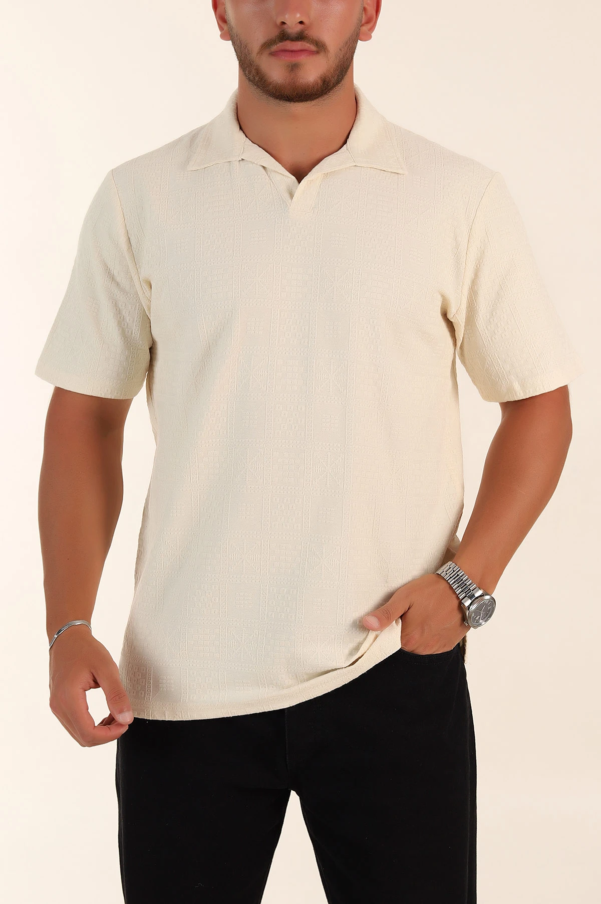 Krem Relaxed Fit Kabartma Desenli Patlı Polo Yaka Erkek Tişört 358022