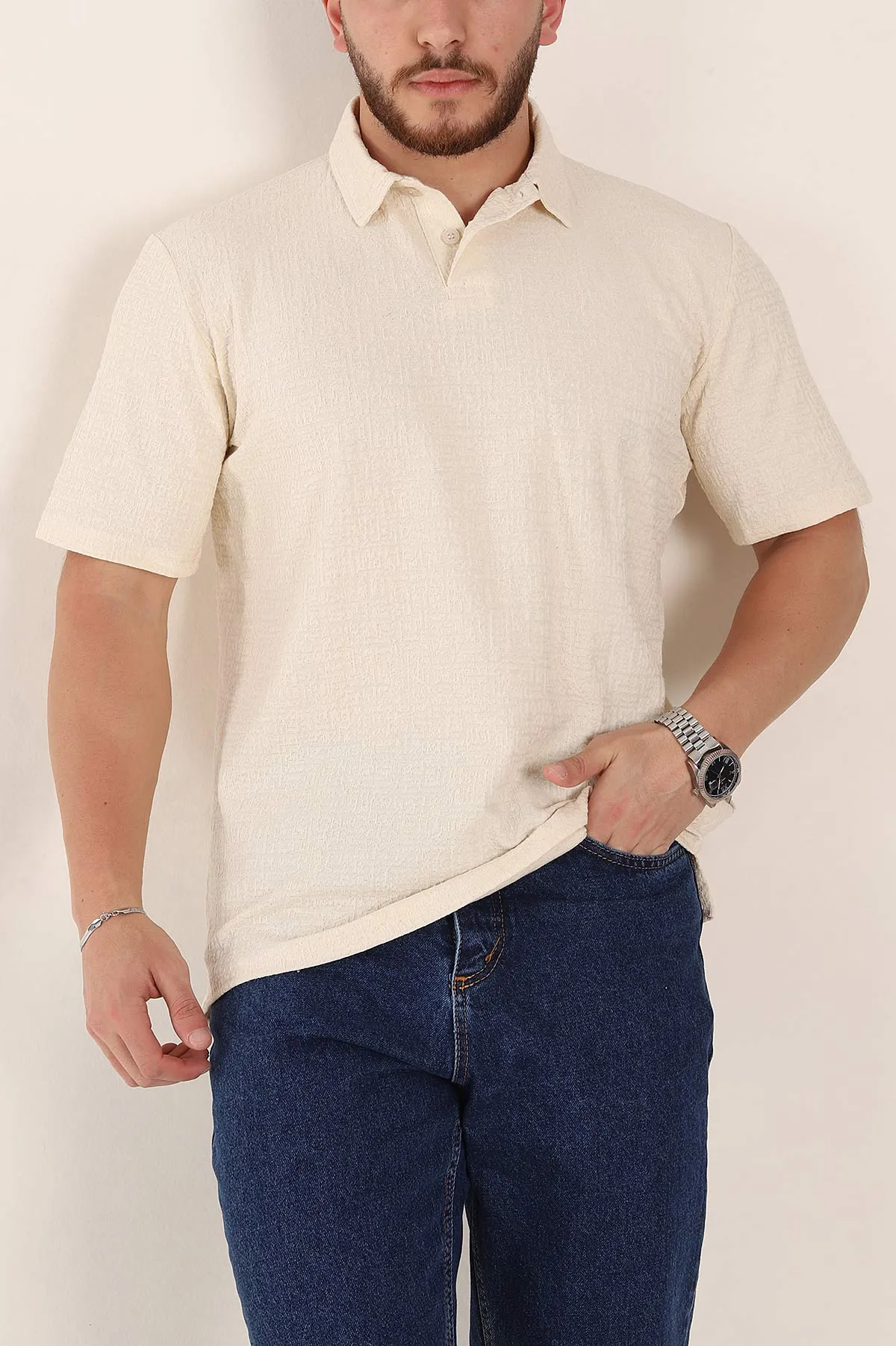 Krem Relaxed Fit Kabartma Dokulu Düğmeli Polo Yaka Erkek Tişört 358228