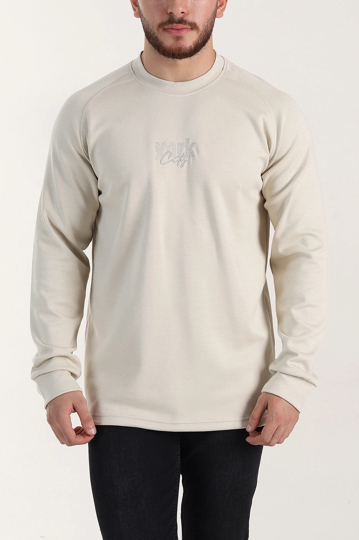 Krem Relaxed Fit Oysho Kumaş Nakış Detaylı Erkek Sweatshirt 399468