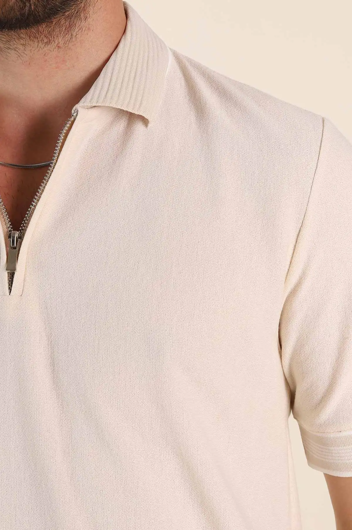 Krem Slim Fit Kol Detaylı Fermuarlı Polo Yaka Erkek Triko Tişört 369511