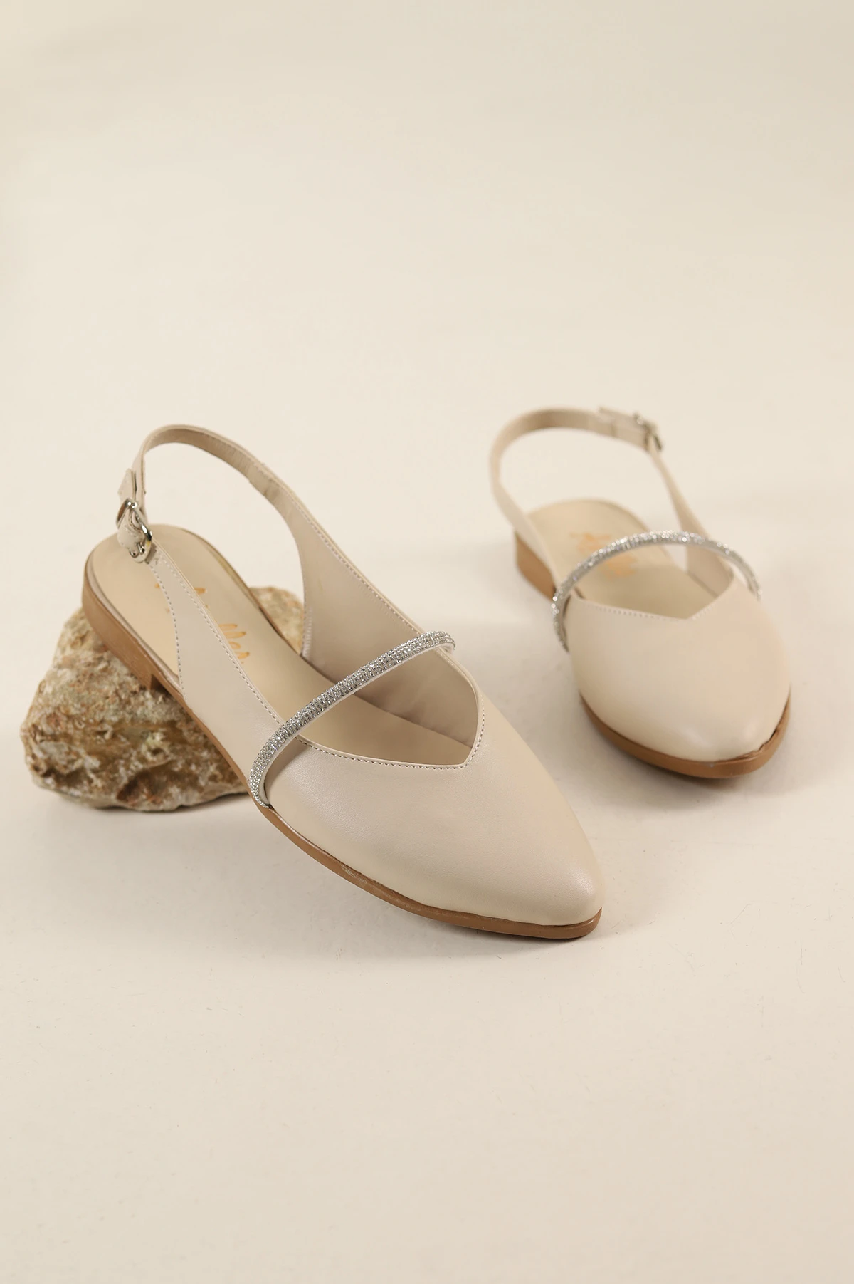 Krem Taş Detay Babet Ayakkabı 256496