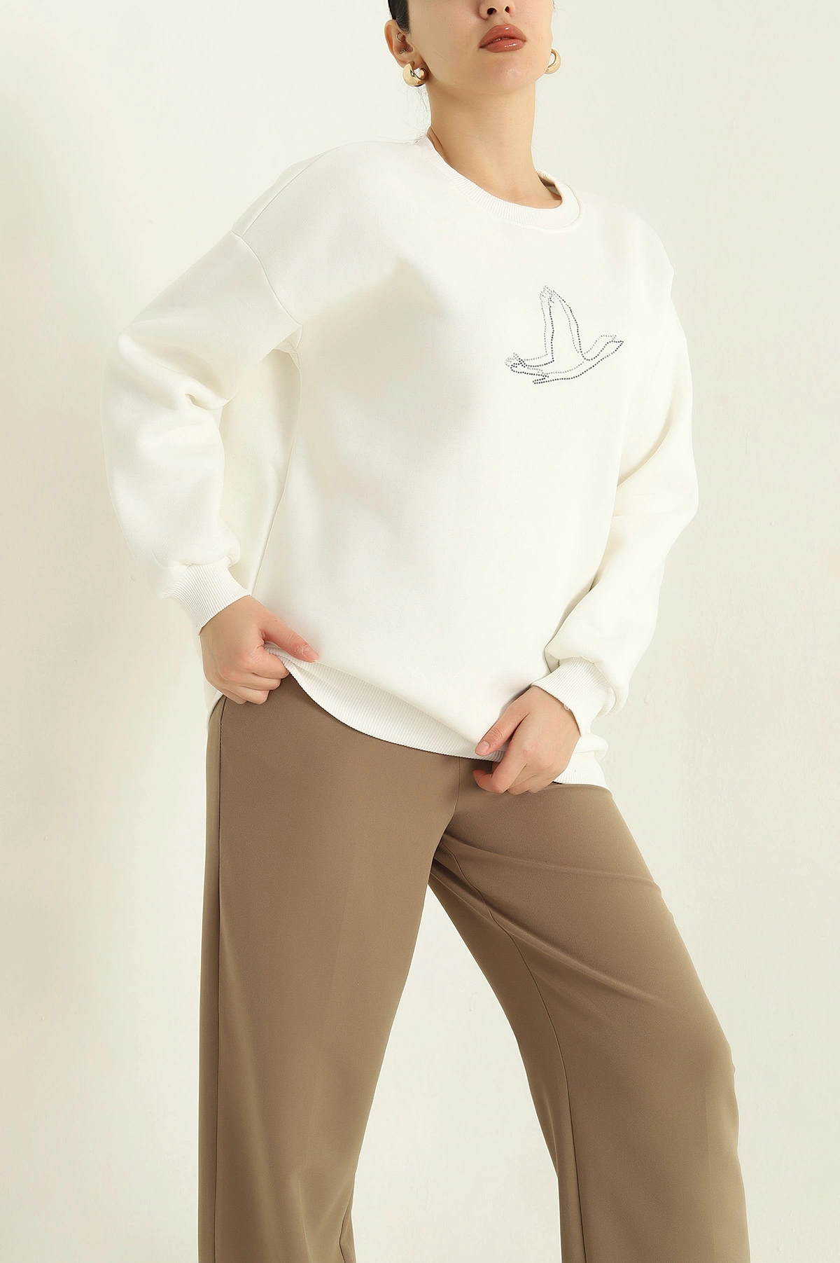 Krem Taş İşlemeli Şardonlu Üç İp Sweat 328992