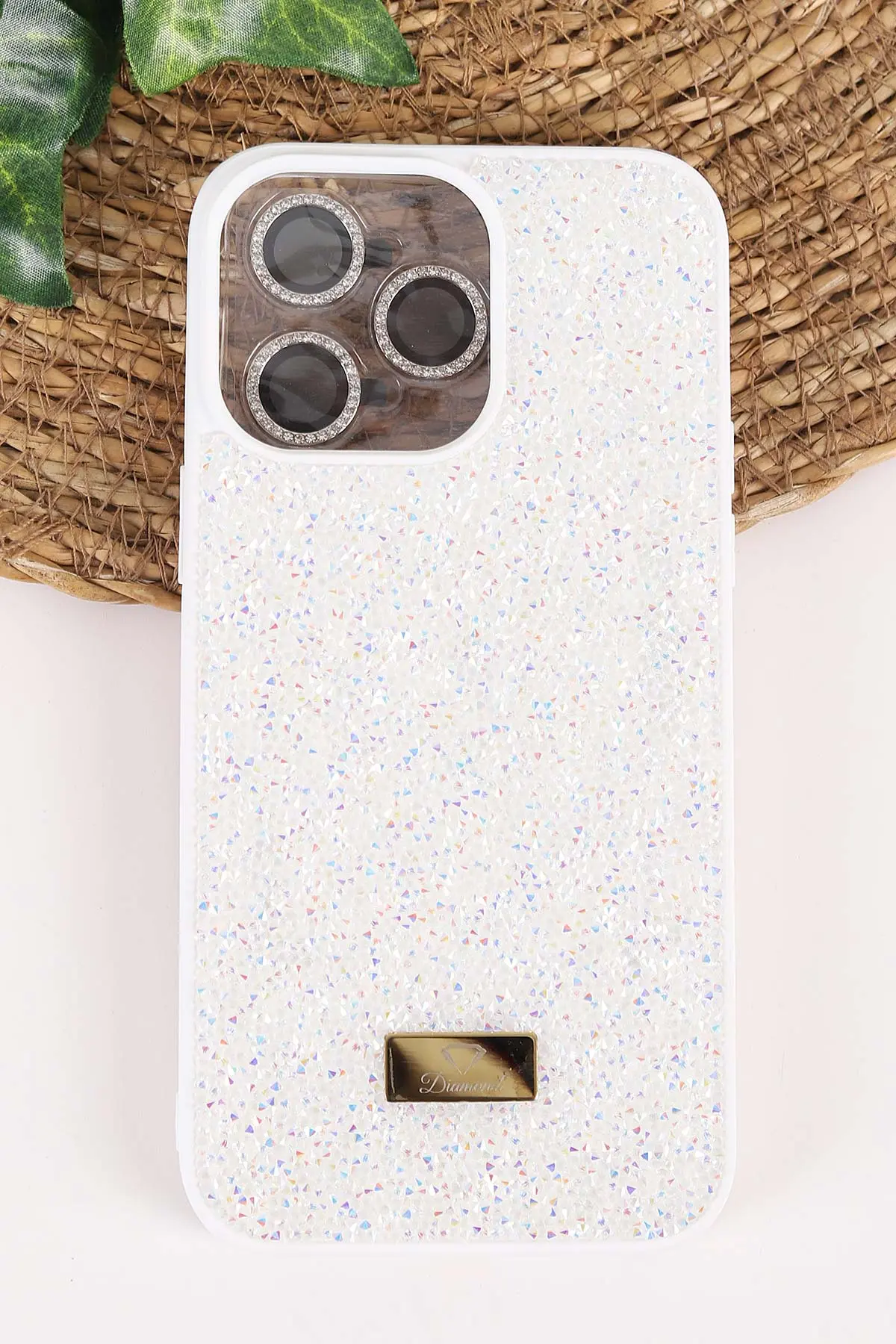 Krem TeknoCase İPhone 14 Pro Max Uyumlu Ella Diamond Case Serisi Lens Hediyeli Sert Silikon Telefon Kılıfı 457738