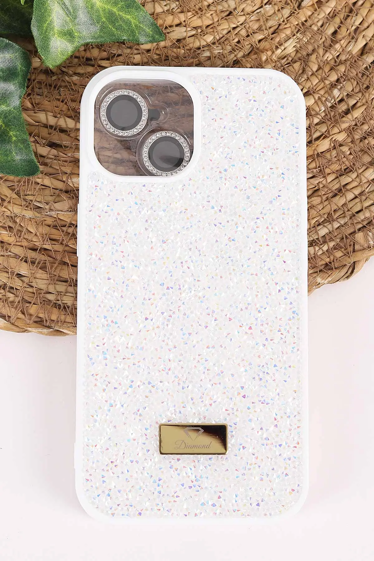 Krem TeknoCase İPhone 15 Uyumlu Ella Diamond Case Serisi Lens Hediyeli Sert Silikon Telefon Kılıfı 457748