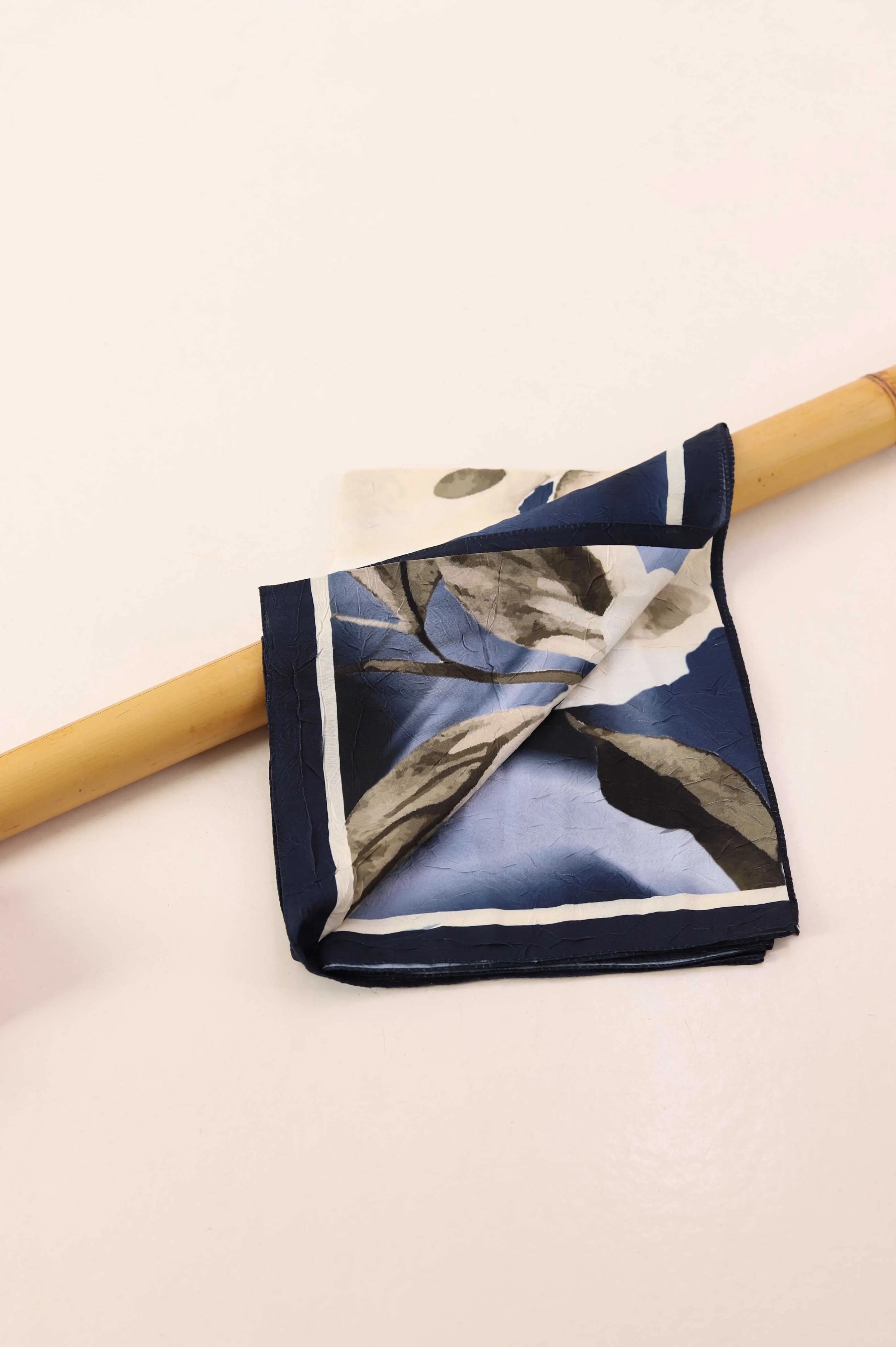 Lacivert 180x75 Cm Our Fashion Dijital Baskılı Desenli Bambu Kraş Şal 396749