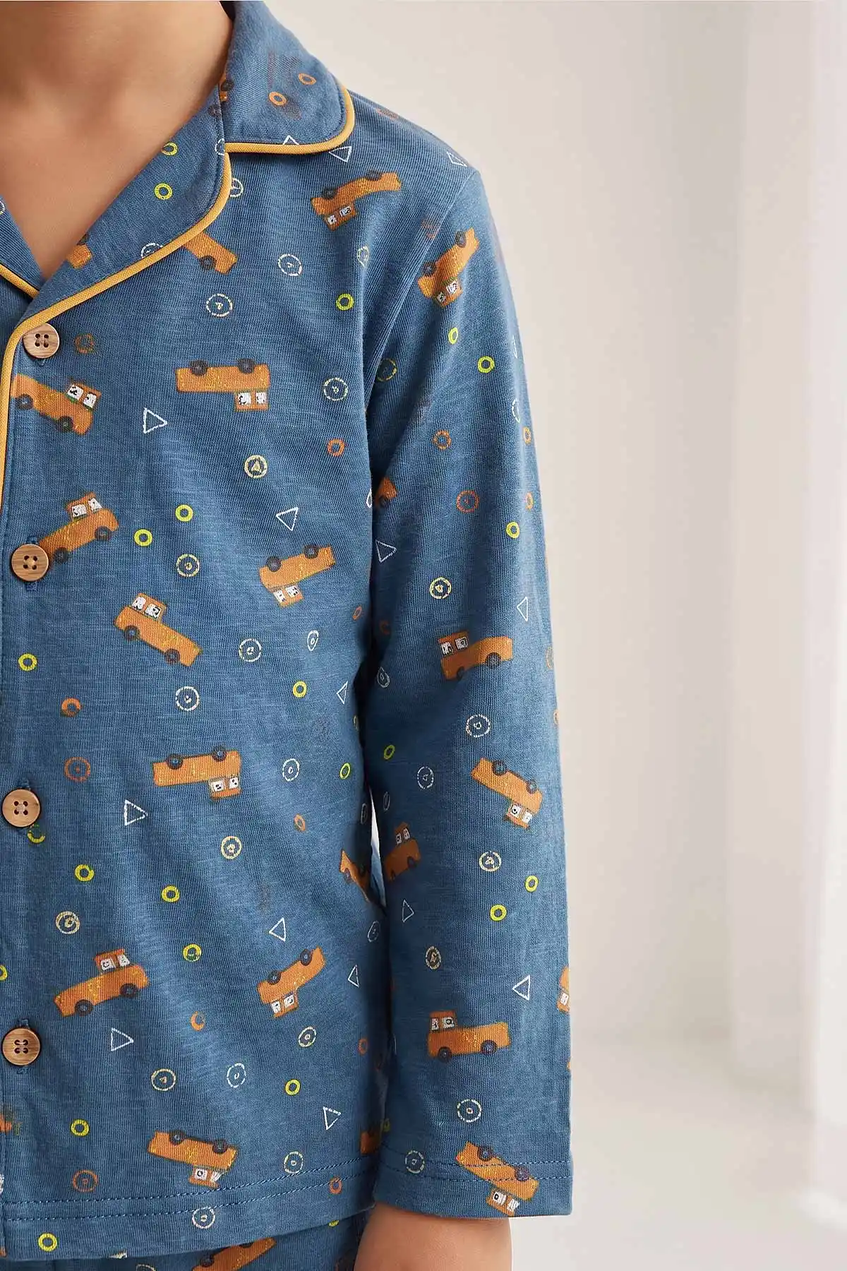 Lacivert (4-12 Yaş)Karakter  Desenli   Uzun Kol  Ön Düğmeli  Erkek  Çocuk Pijama Takım 473674