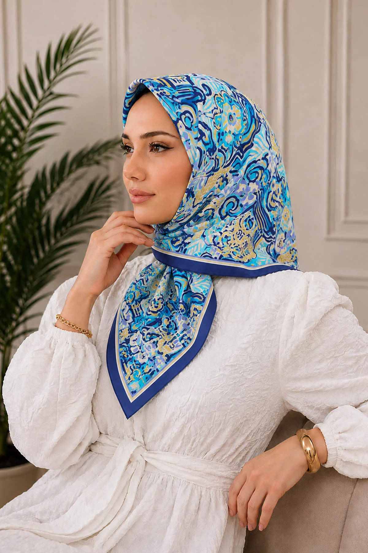 Lacivert 95x95 Cm Dijital Baskılı Valencia Desen Soft Eşarp 473342