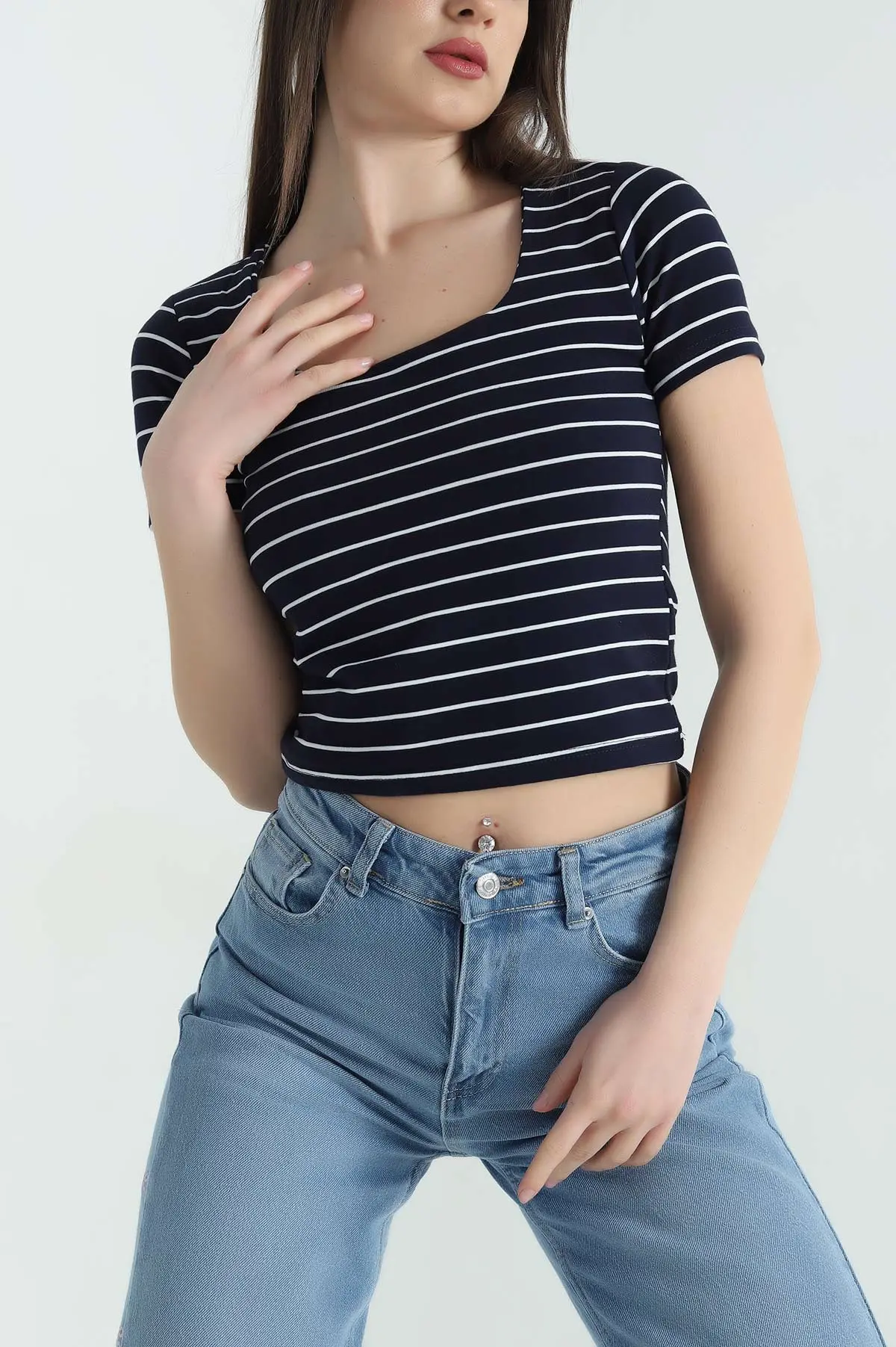 Lacivert Kare Yaka Çizgili Bluz 357338