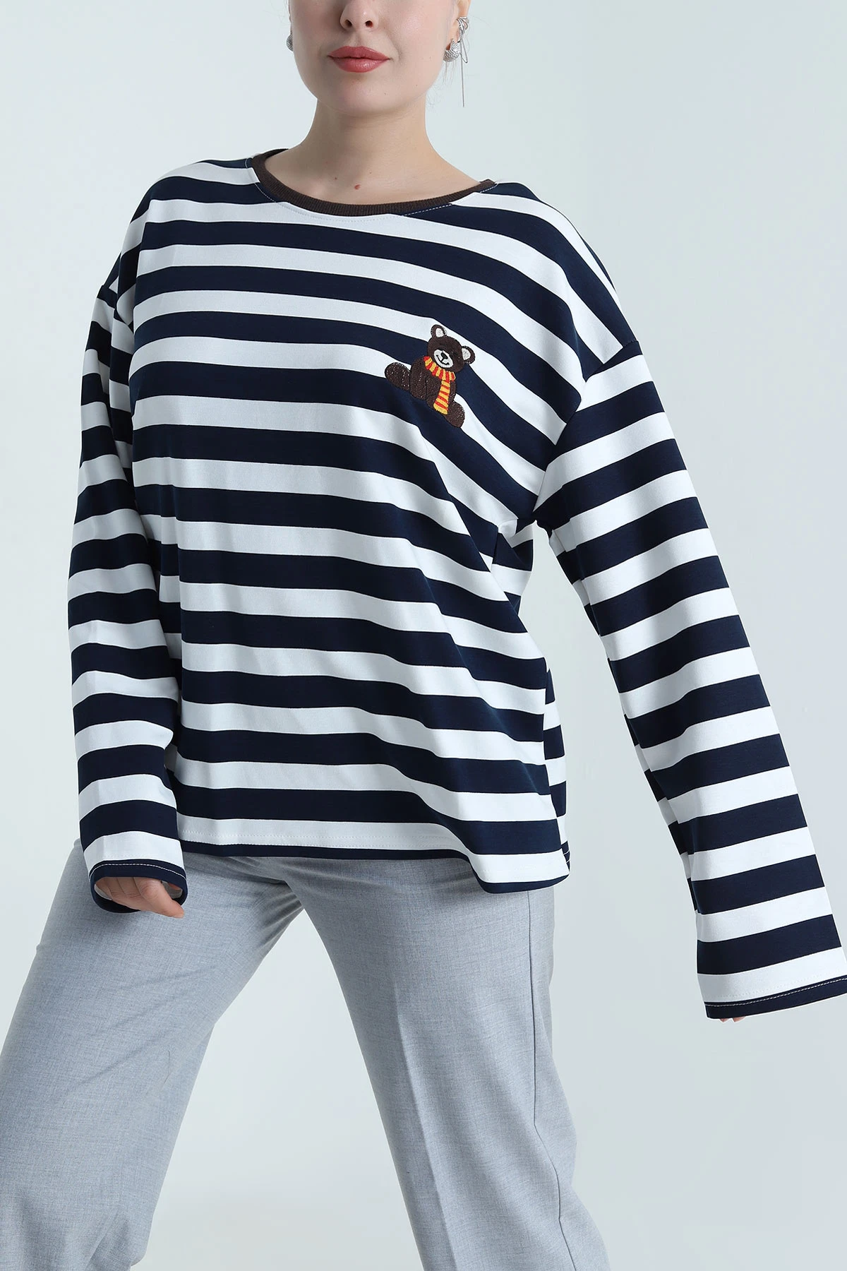 Lacivert Oversize Çizgili Nakışlı Oysho Kadın Sweat 492885