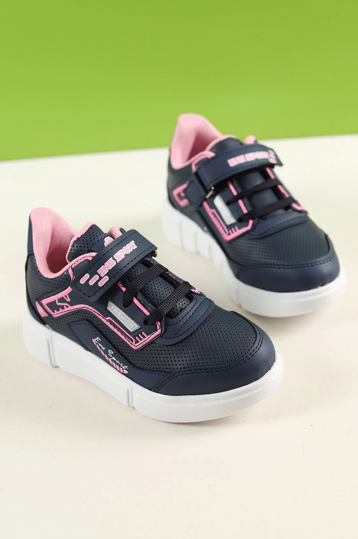 Lacivert Pembe (31-35 Filet) Kalın Taban Cırtlı Kız Çocuk Spor Ayakkabı 228004