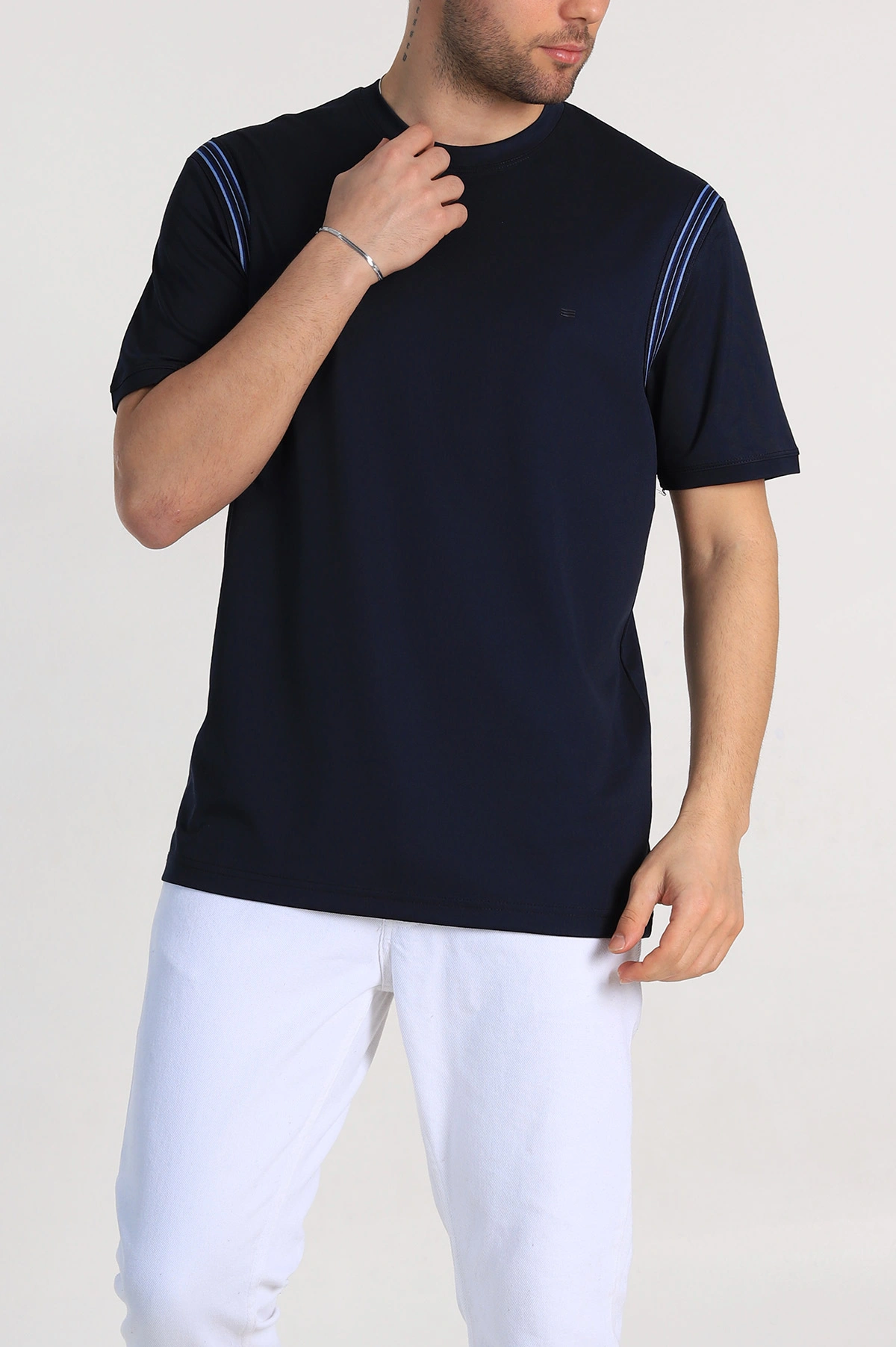Lacivert Regular Fit Omuz Şerit Detaylı Basic Erkek Tişört 338466