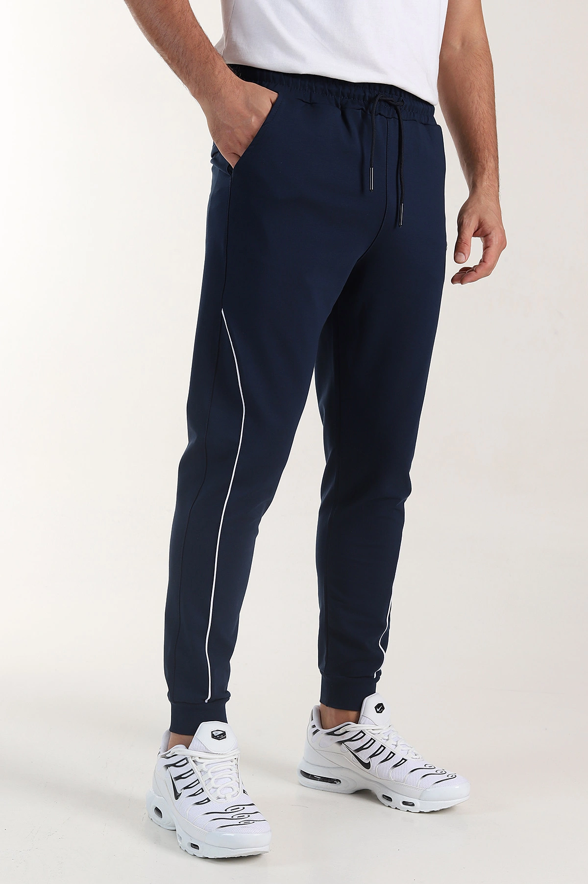 Lacivert Regular Fit Şerit Detaylı Paça Lastikli Erkek Eşofman Altı 402375