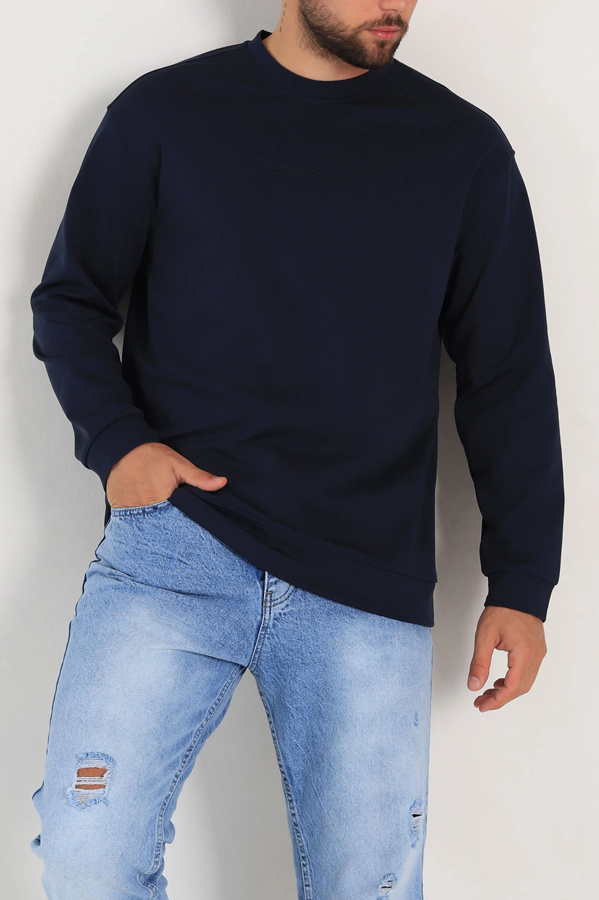 Lacivert Relaxed Fit Jakarlı Kabartma Yazı Detay Erkek Basic Sweatshirt 305383