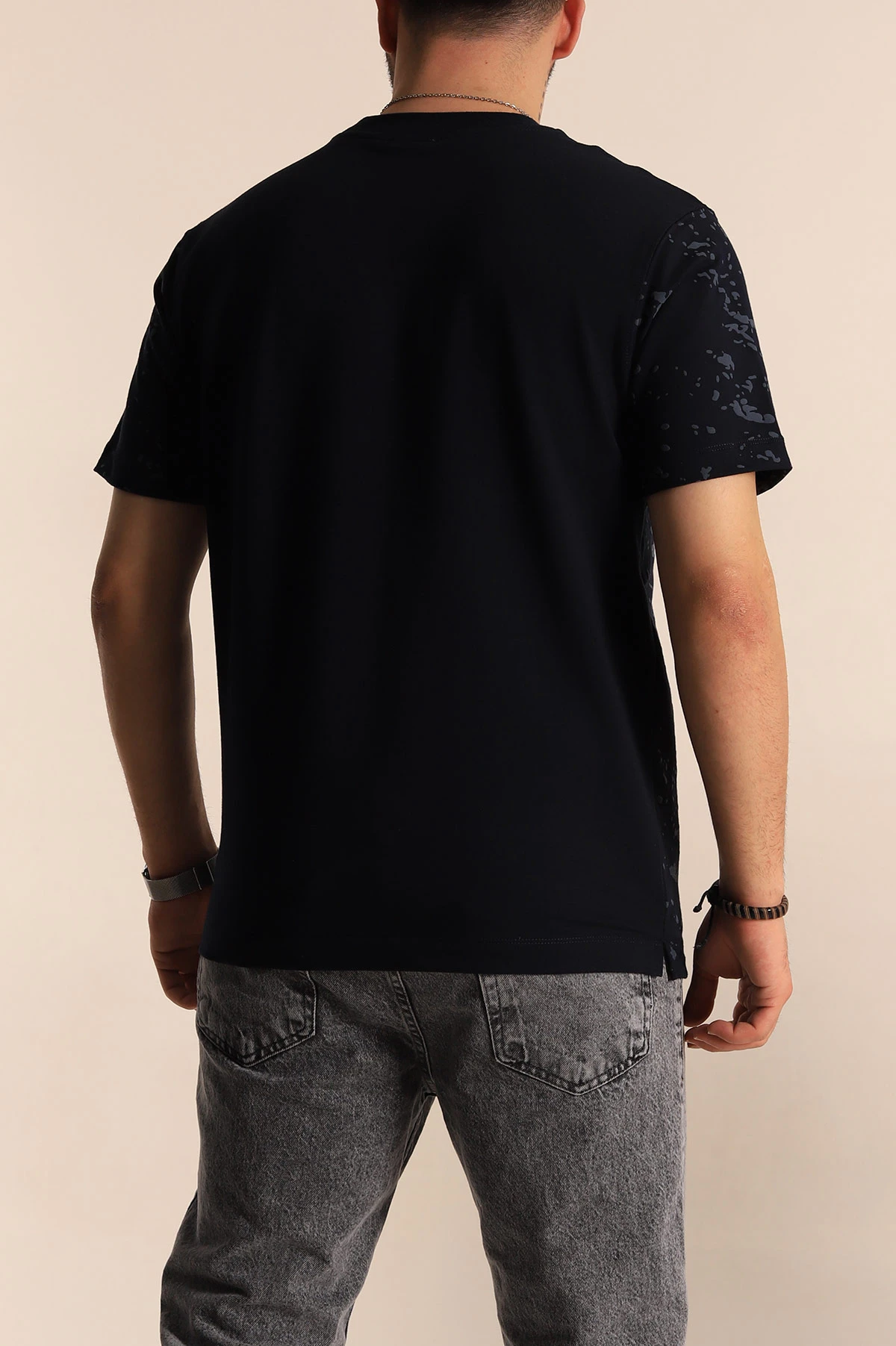 Lacivert Relaxed Fit Sprey Baskılı Erkek Tişört 261623