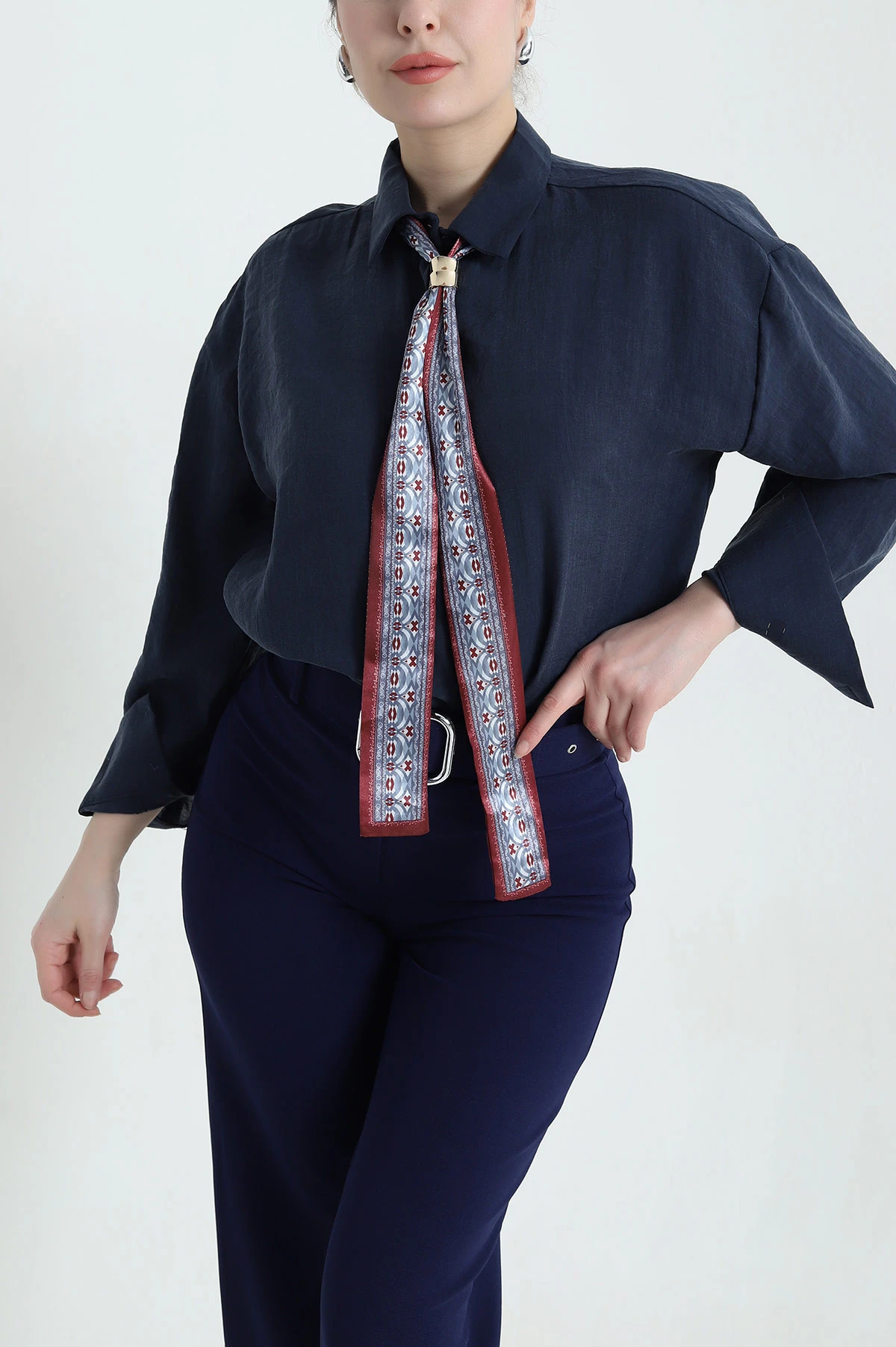 Lacivert Tencel Fular Detay Kadın Gömlek 438509