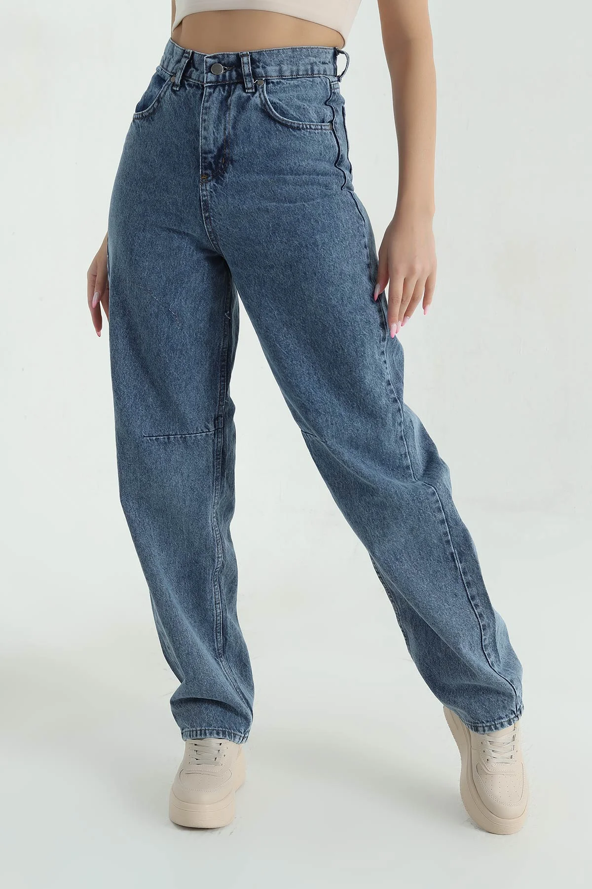 Lacivert Tokalı Cepli Baggy Kadın Kot Pantolon 375577