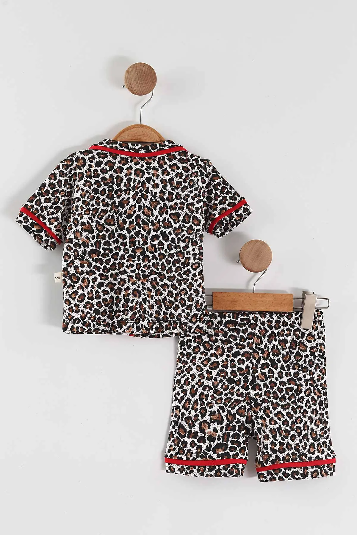 Leopar (6-24 Ay)Leopar Desen Siyah Biyeli  Kısa Kol Düğmeli Bebek Pijama Takım 463106