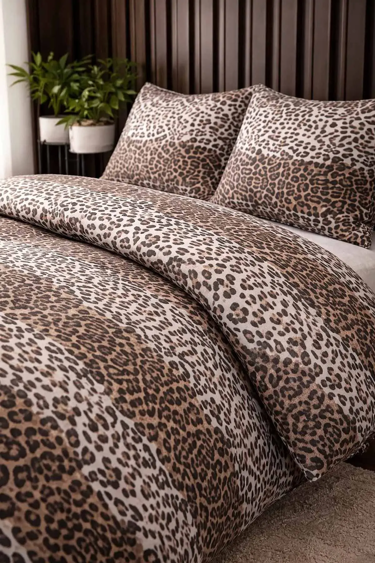 Leopar Desenli 200x240 Çift Kişilik Nevresim Takımı 479236