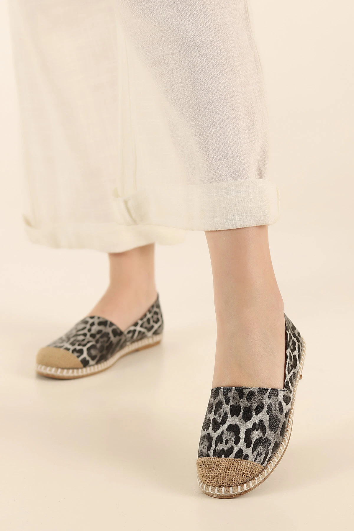 Leopar Desenli Kadın Espadril Ayakkabı 348958
