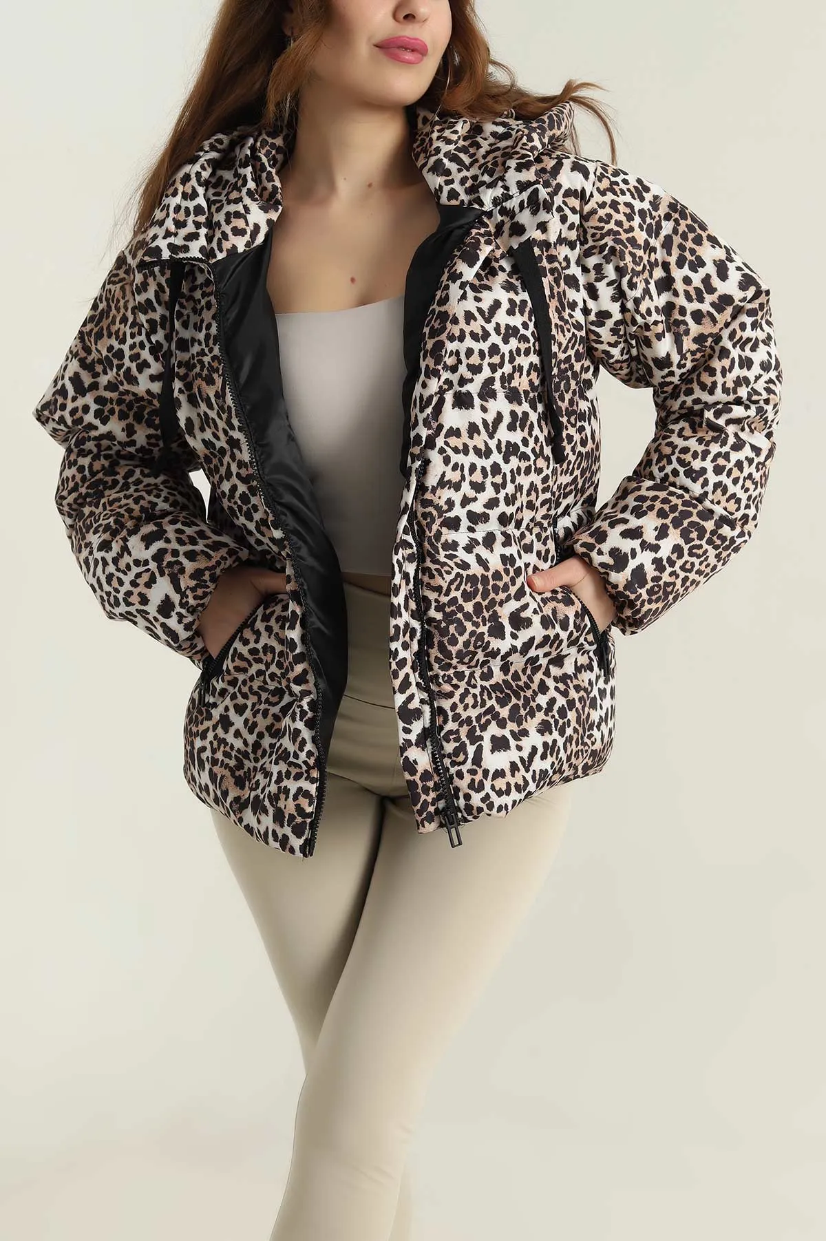 Leopar Desenli Kapüşonlu Şişme Kadın Mont 416951